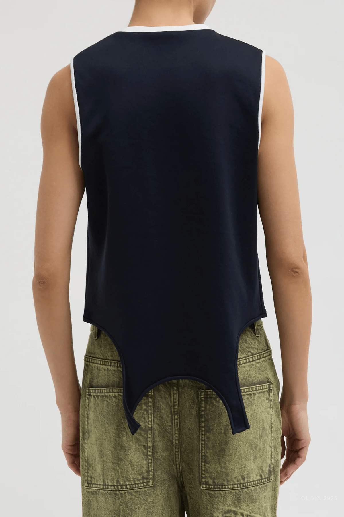 Active Knit Flip Tank in Navy - shop - olivia.com