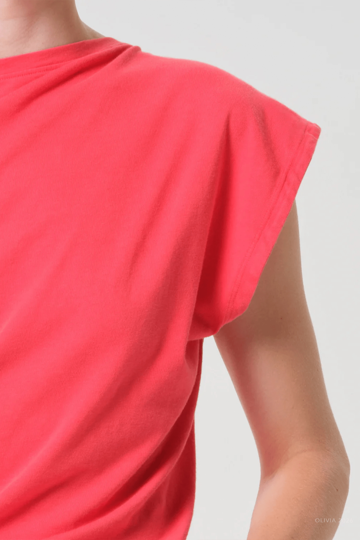 Beth Tee in Carnival - shop - olivia.com