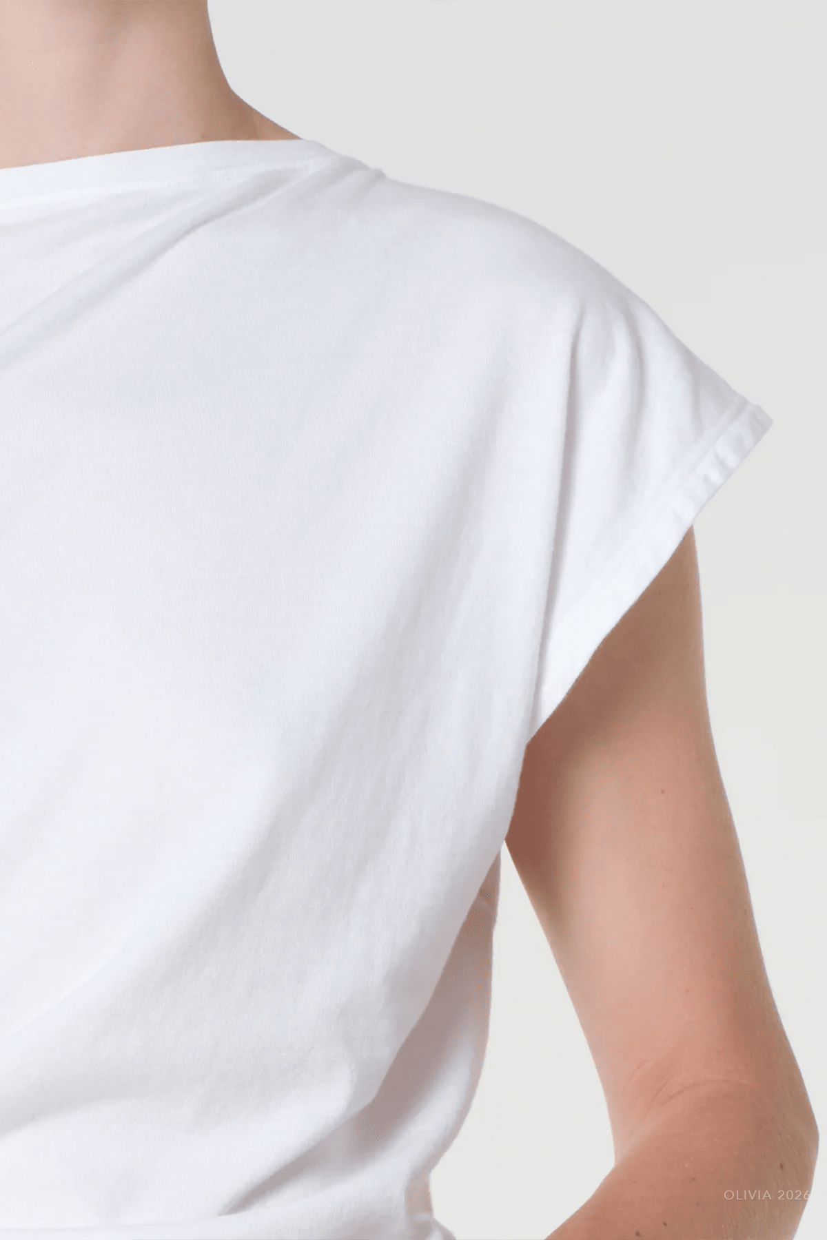 Beth Tee in White - shop - olivia.com