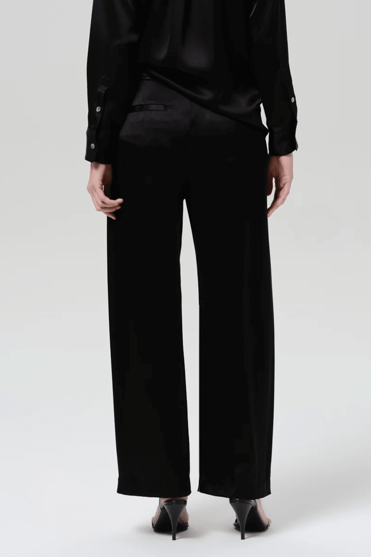 Brynn Japanese Hammered Satin Trouser in Black - shop-olivia.com