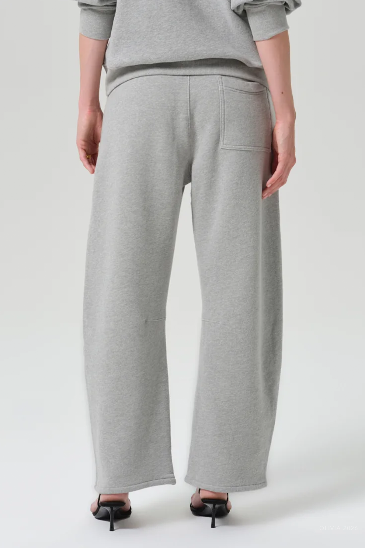 Freya Sweatpant in Heather Grey