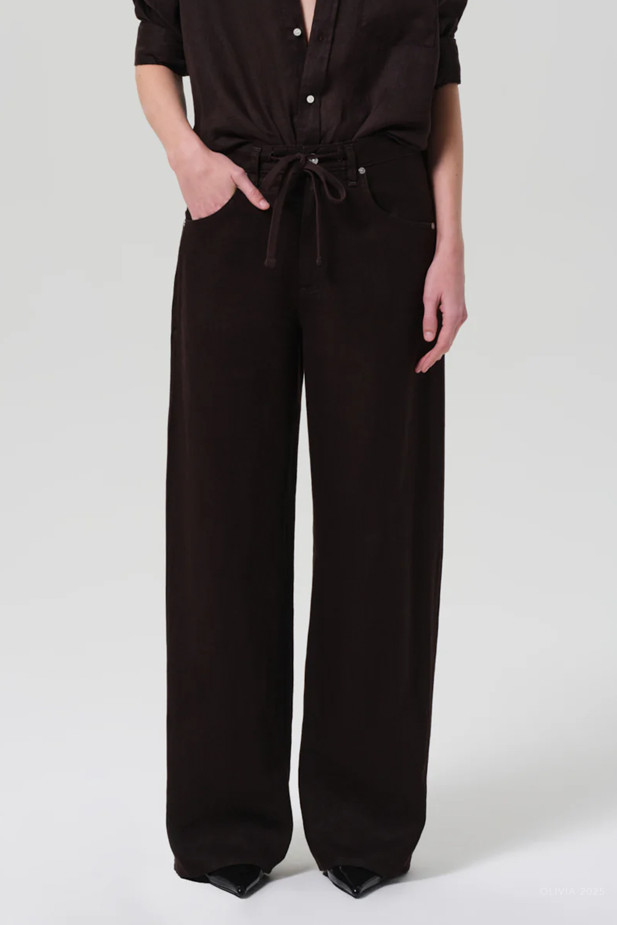 Brynn Drawstring Linen Trouser in Chocolate