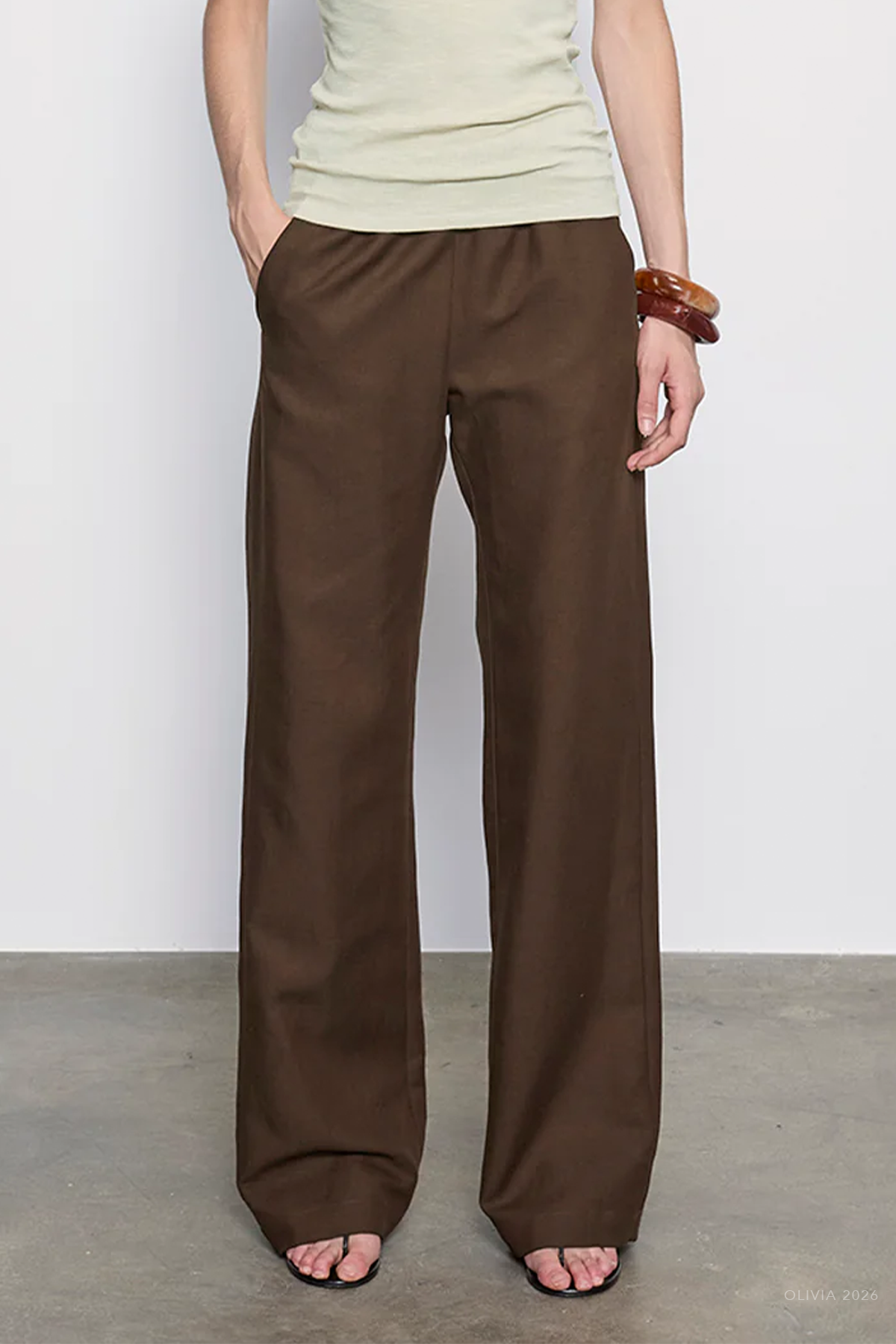 Twill Everywhere Pant in Chocolate