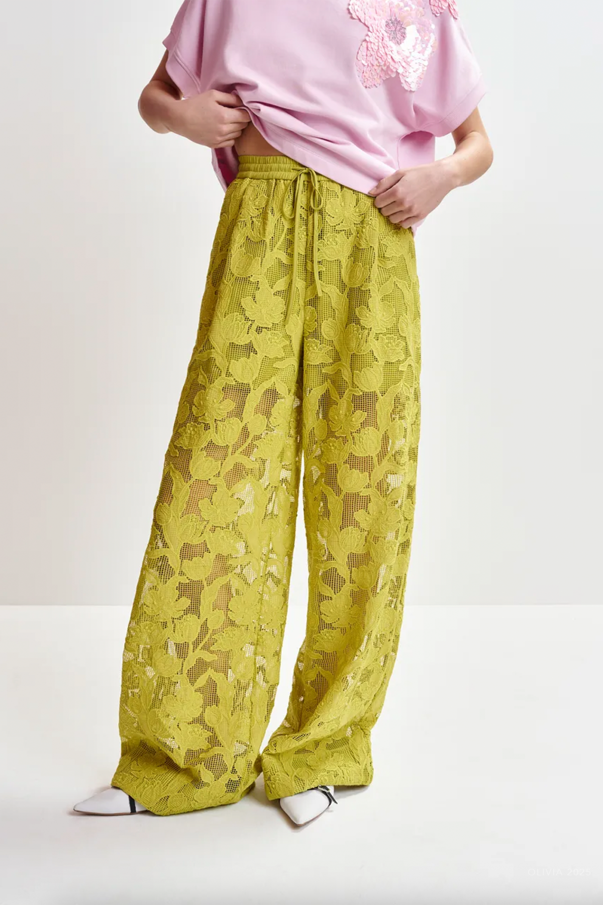 Henim Wide-Leg Pants in Yellow