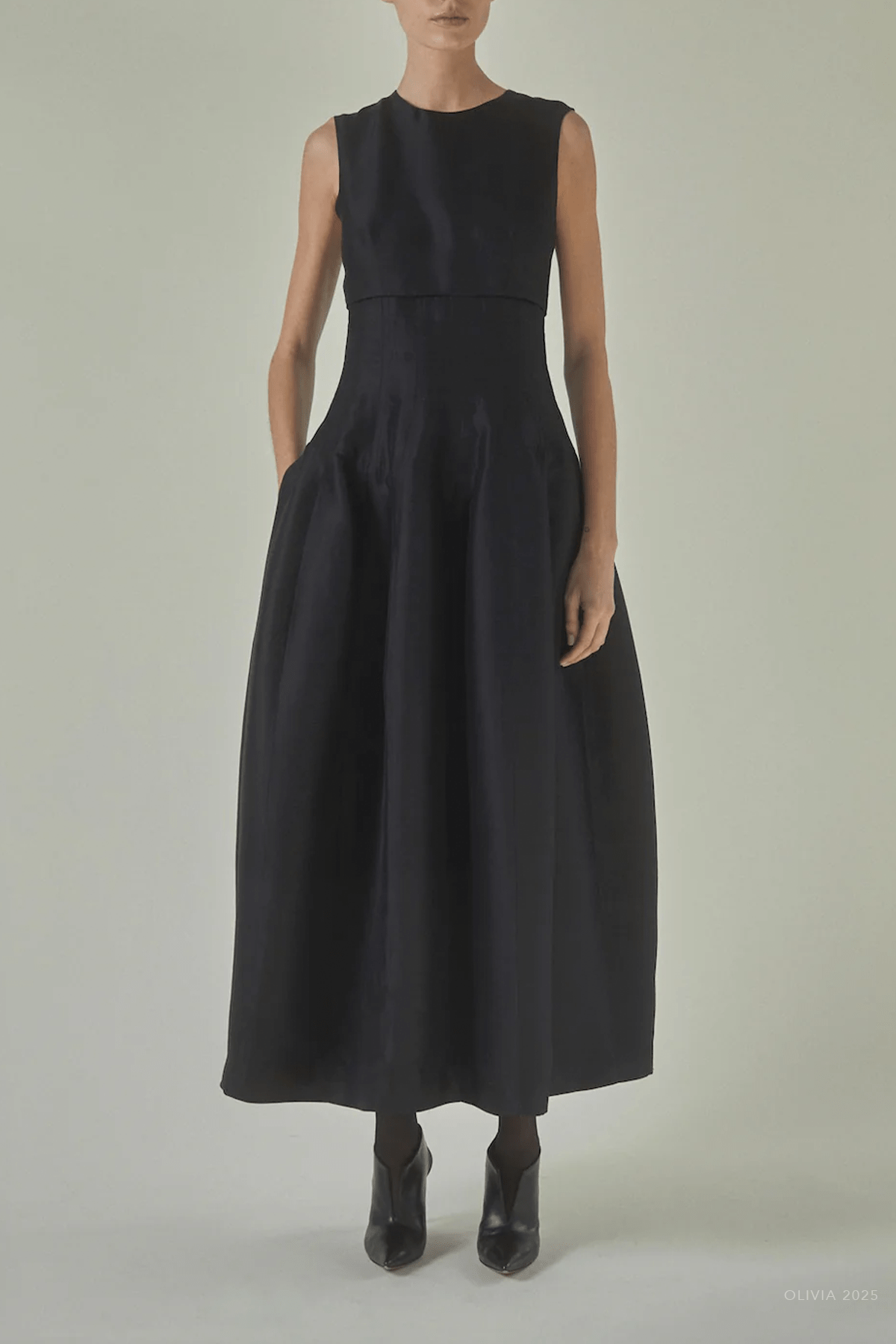 Estefania Dress in Black - shop - olivia.com