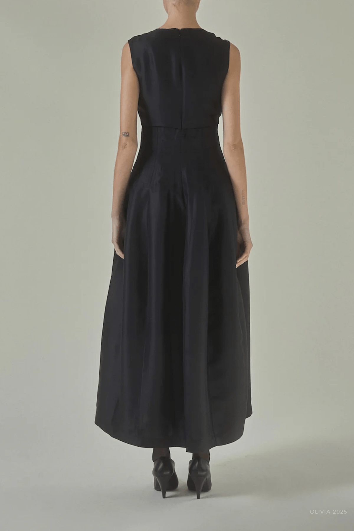 Estefania Dress in Black - shop - olivia.com