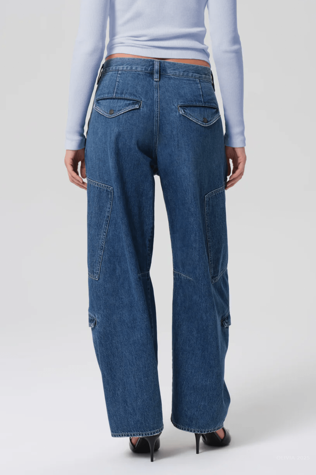 Flight Pant in Amar - shop - olivia.com