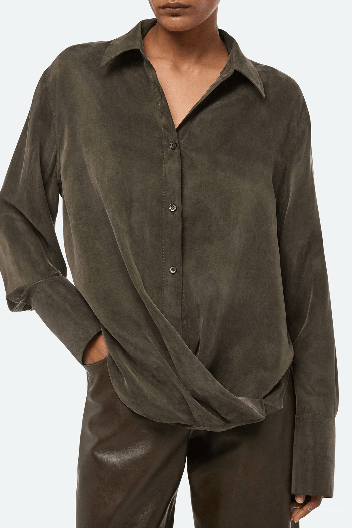 Fluid Drape Shirt in Dark Moss - shop-olivia.com