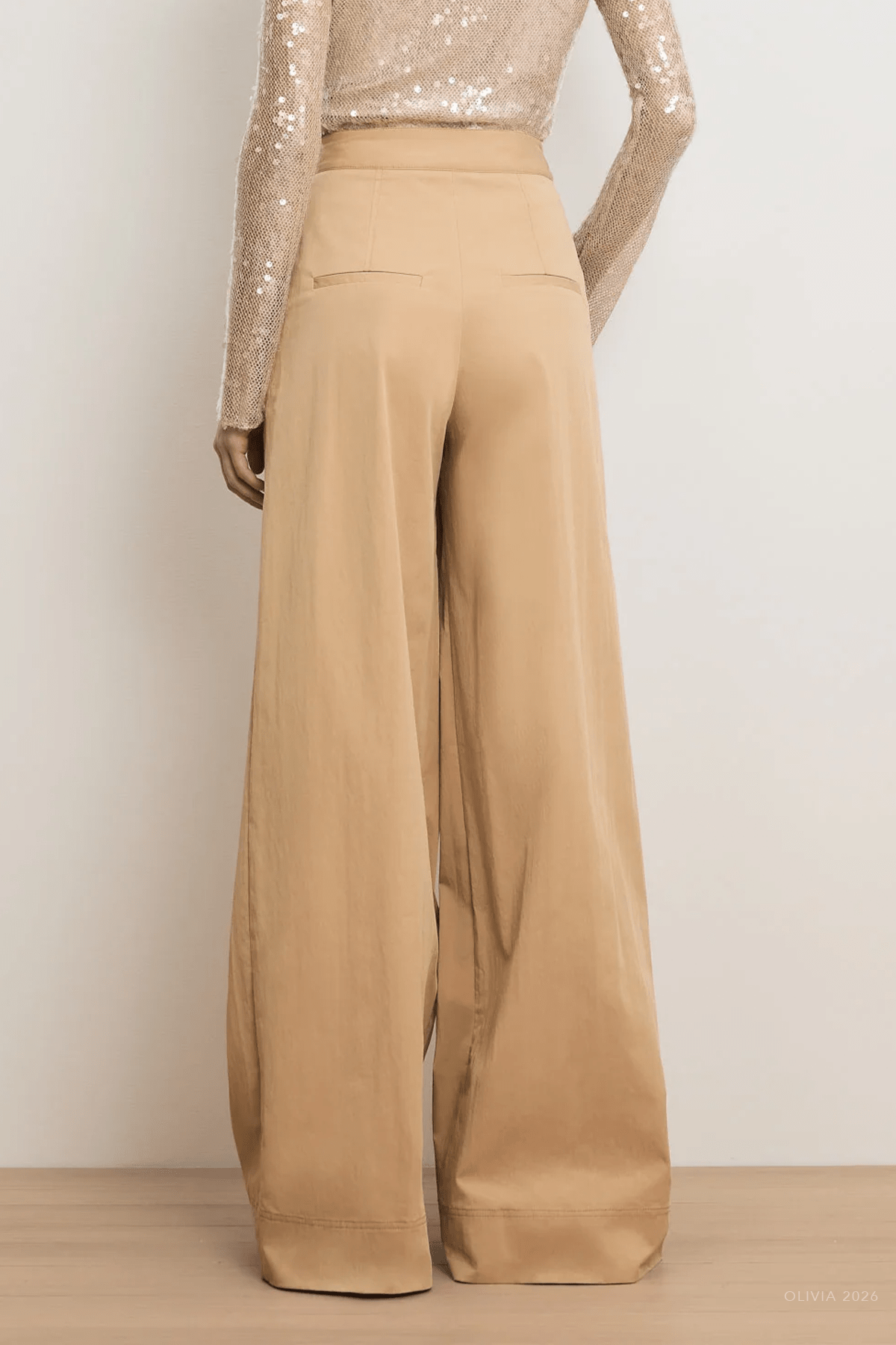 Heron Crossover Waistband Pant in Khaki - shop - olivia.com