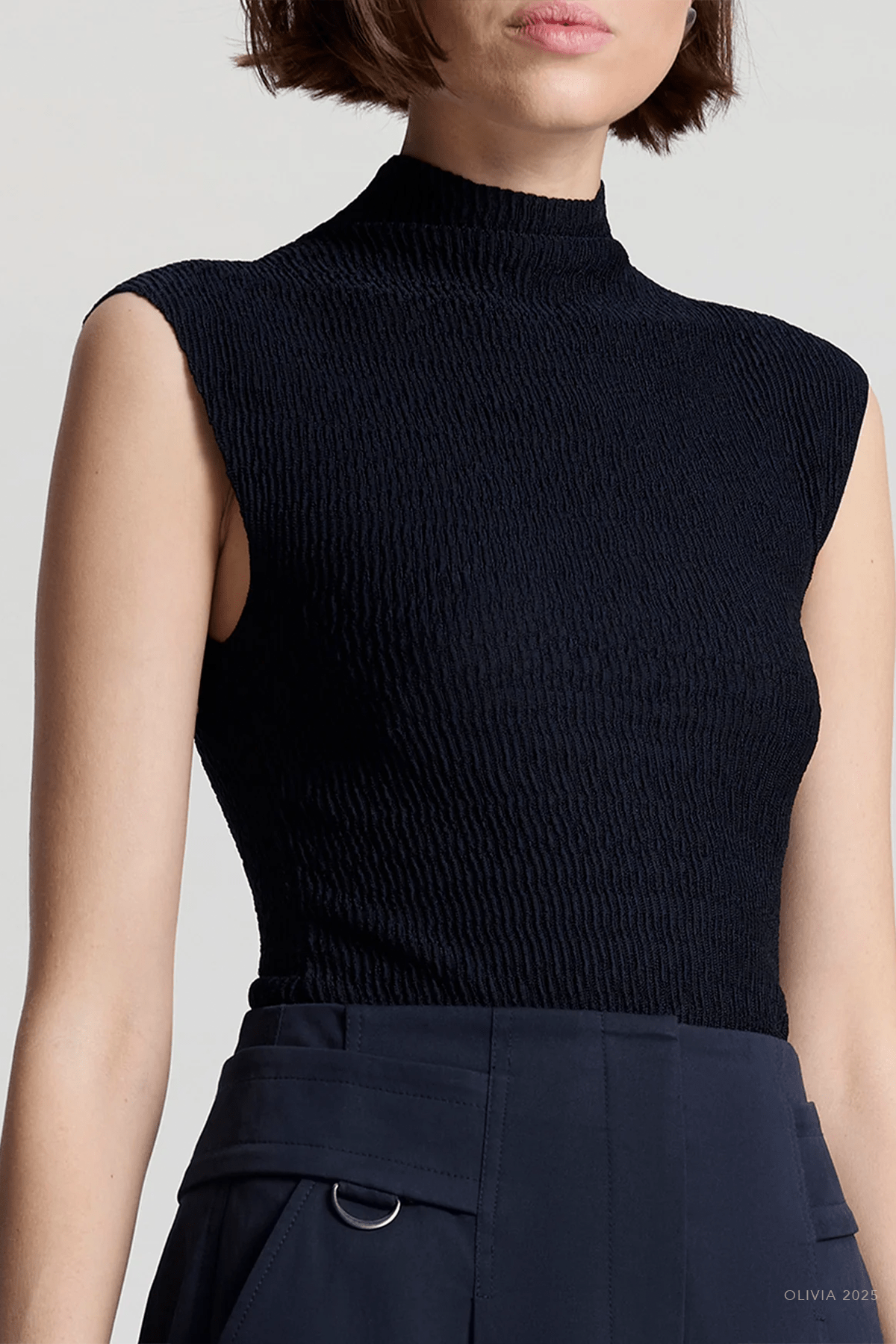 Jada Knit Top in Navy - shop - olivia.com