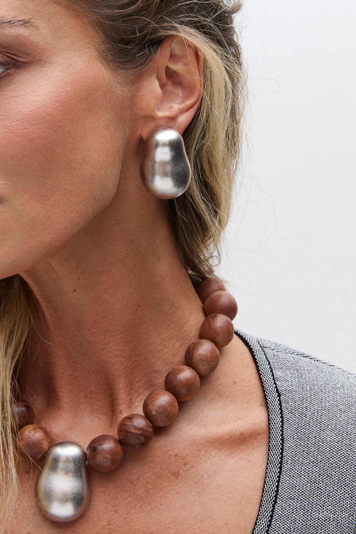 Melbo Earrings in Silver