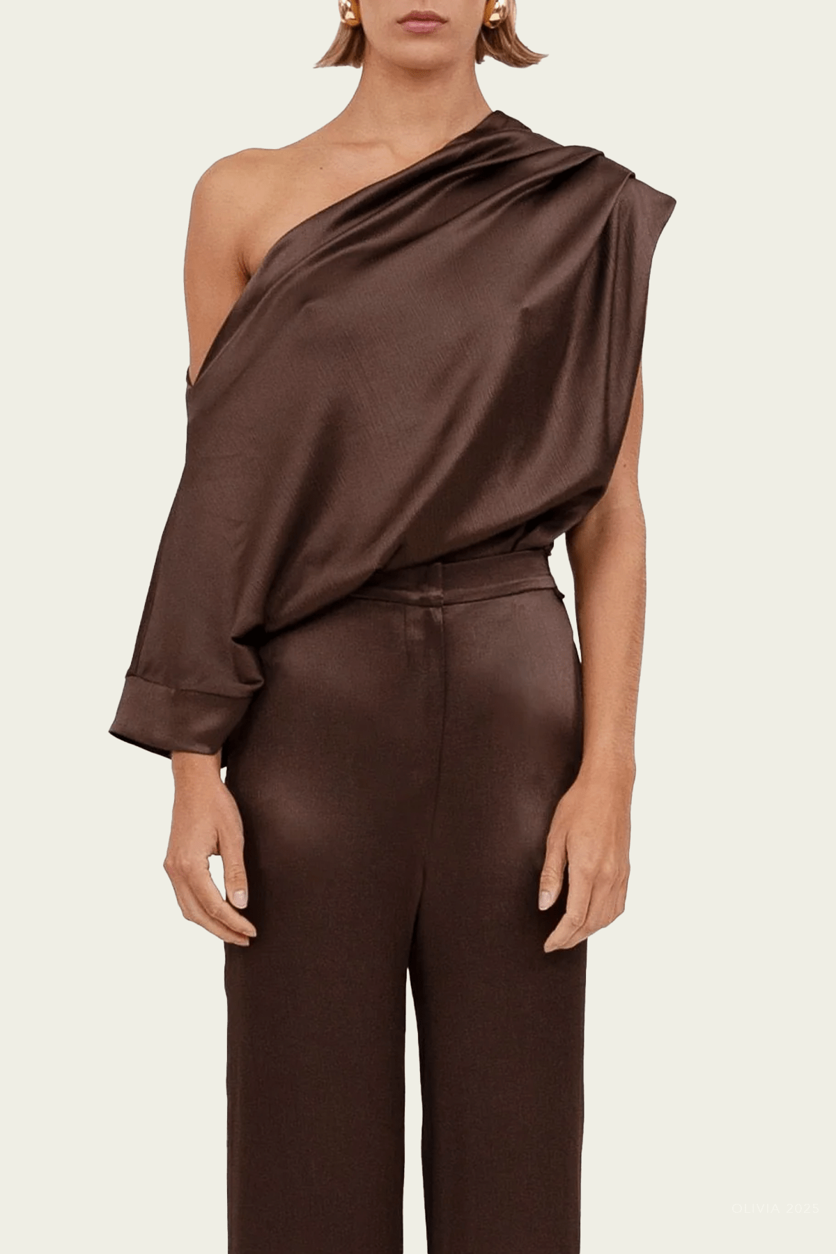 Kenzie Top in Chocolate - shop - olivia.com