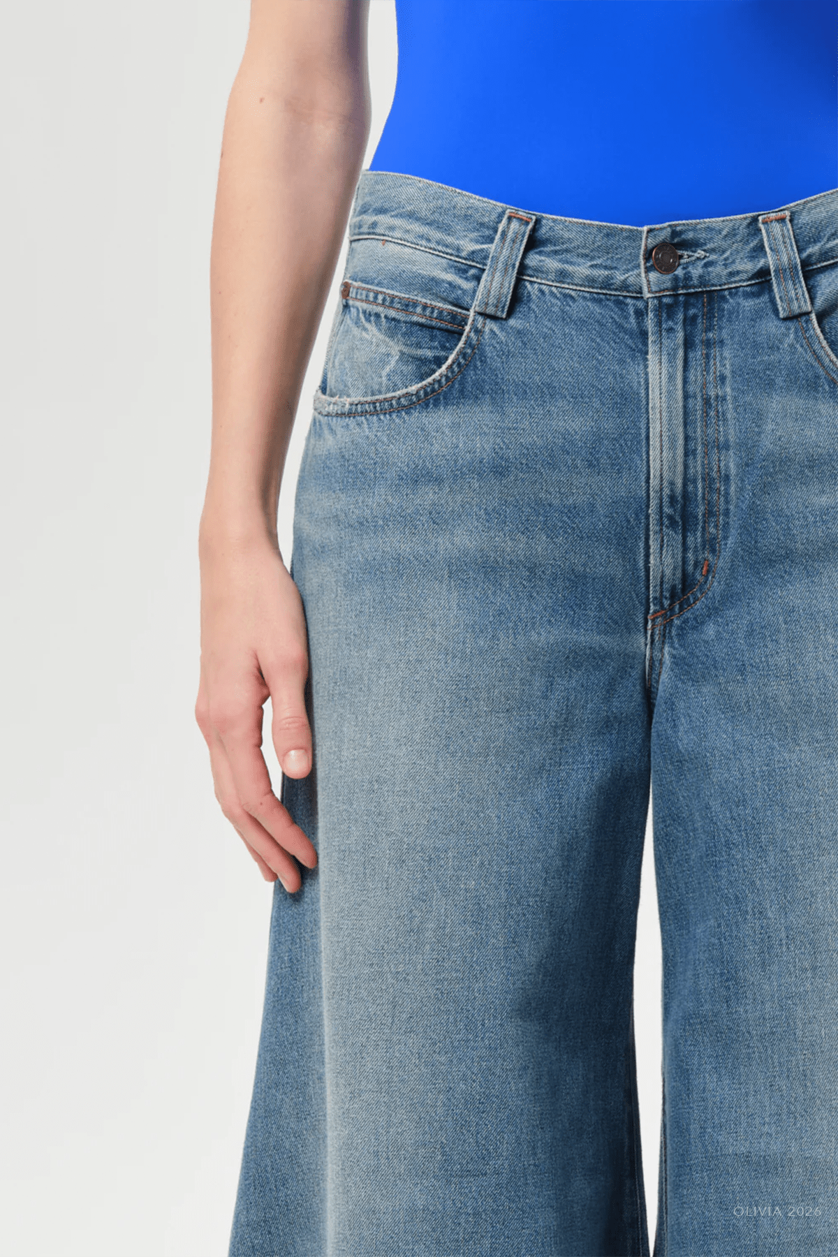 Lantern Jean (Weightless) in Avenue - shop - olivia.com