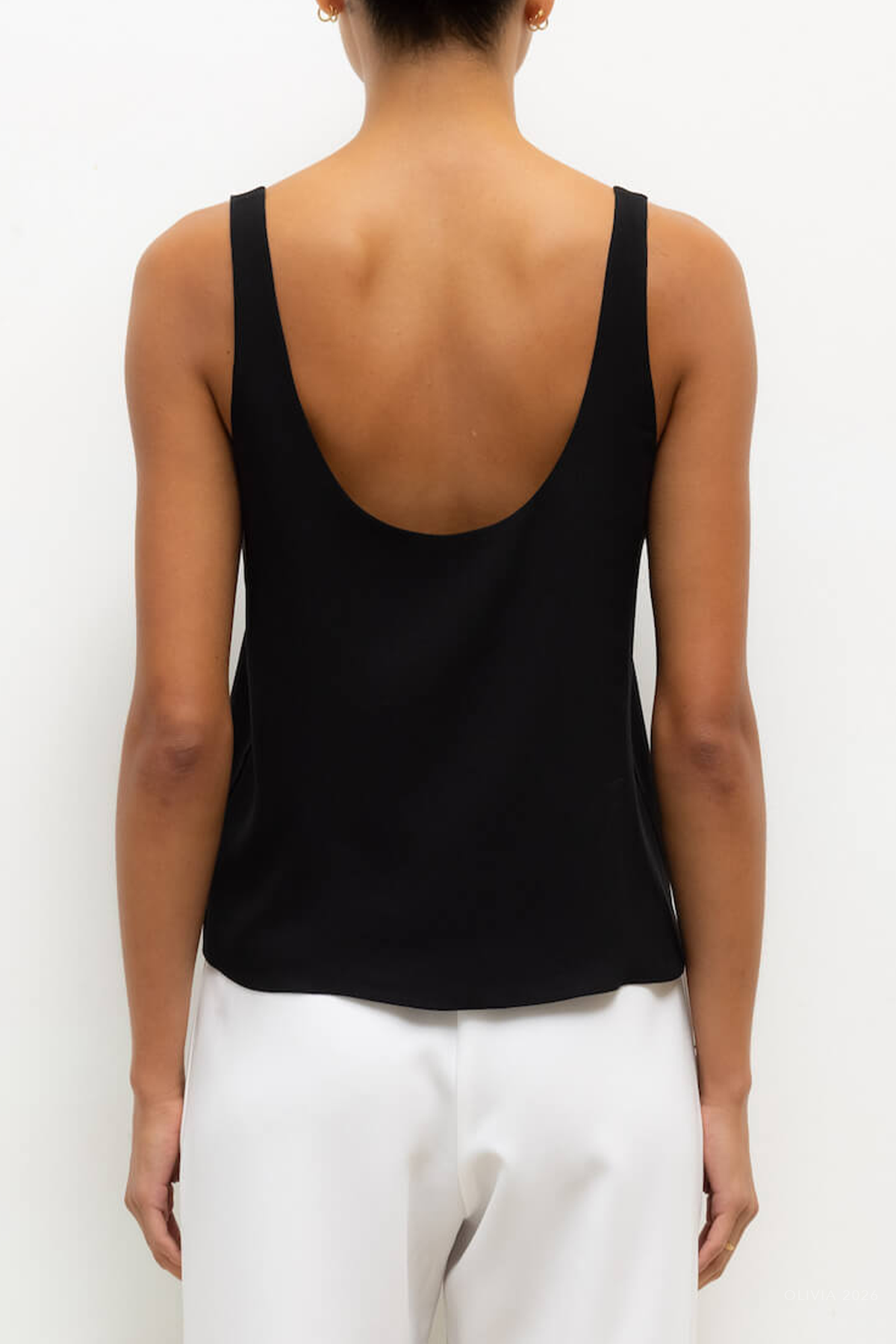 Ari Scoop Tank in Black