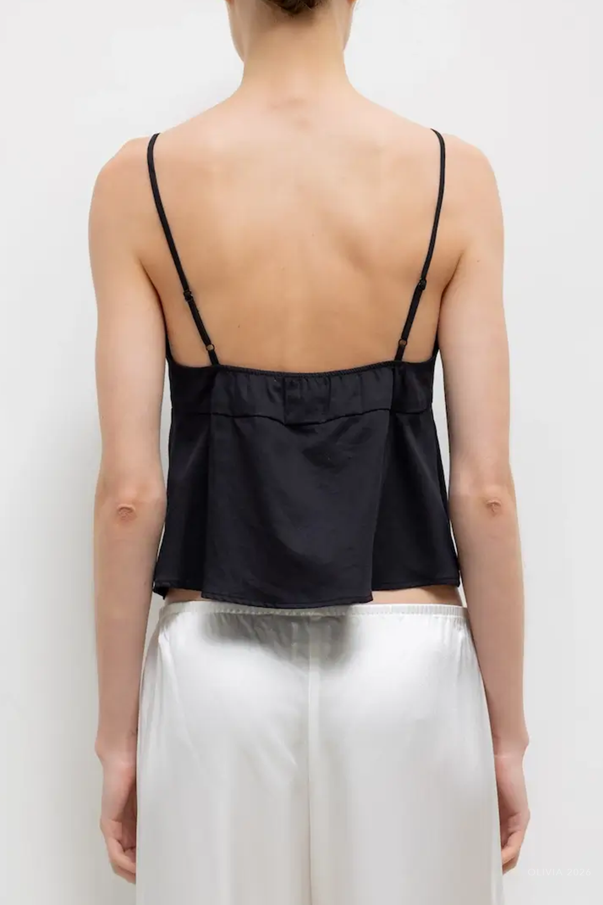 Yoko Triangle Tank in Black