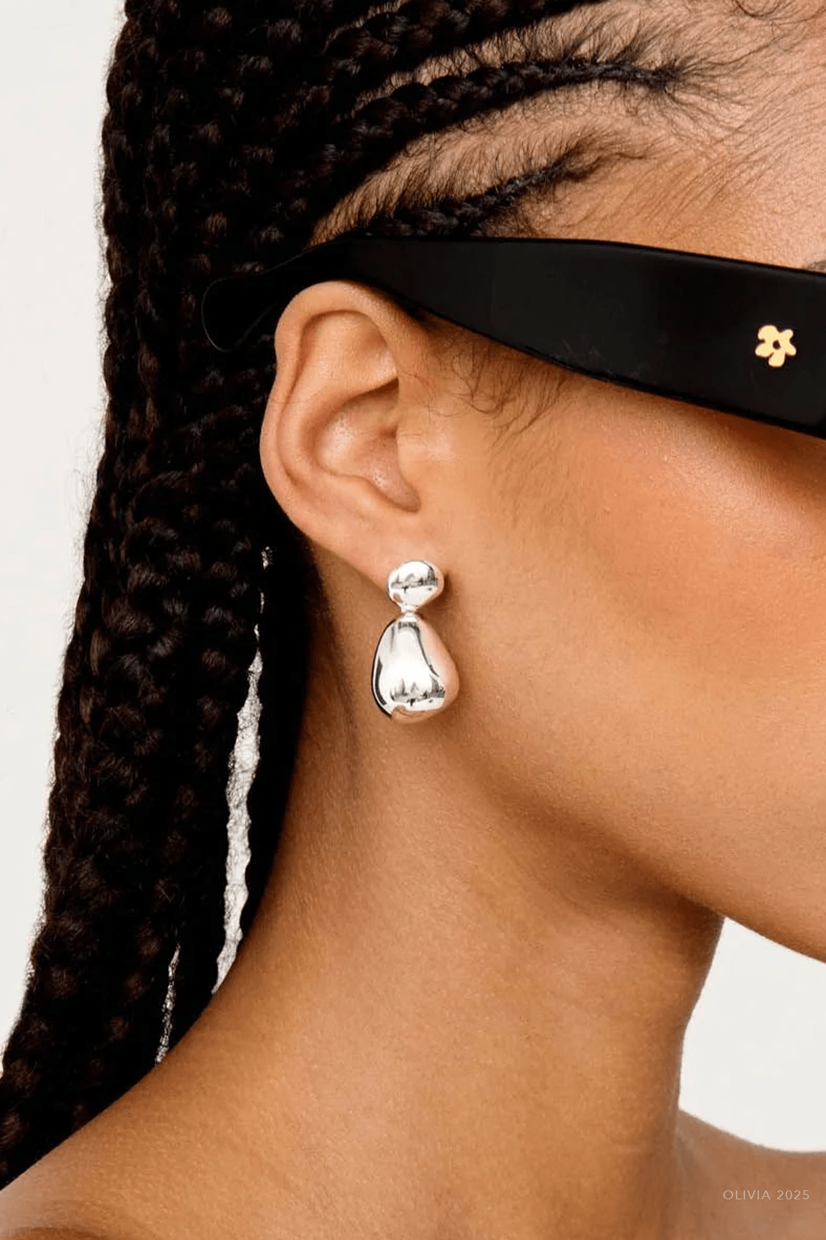 Lilou Earrings in Silver - shop - olivia.com