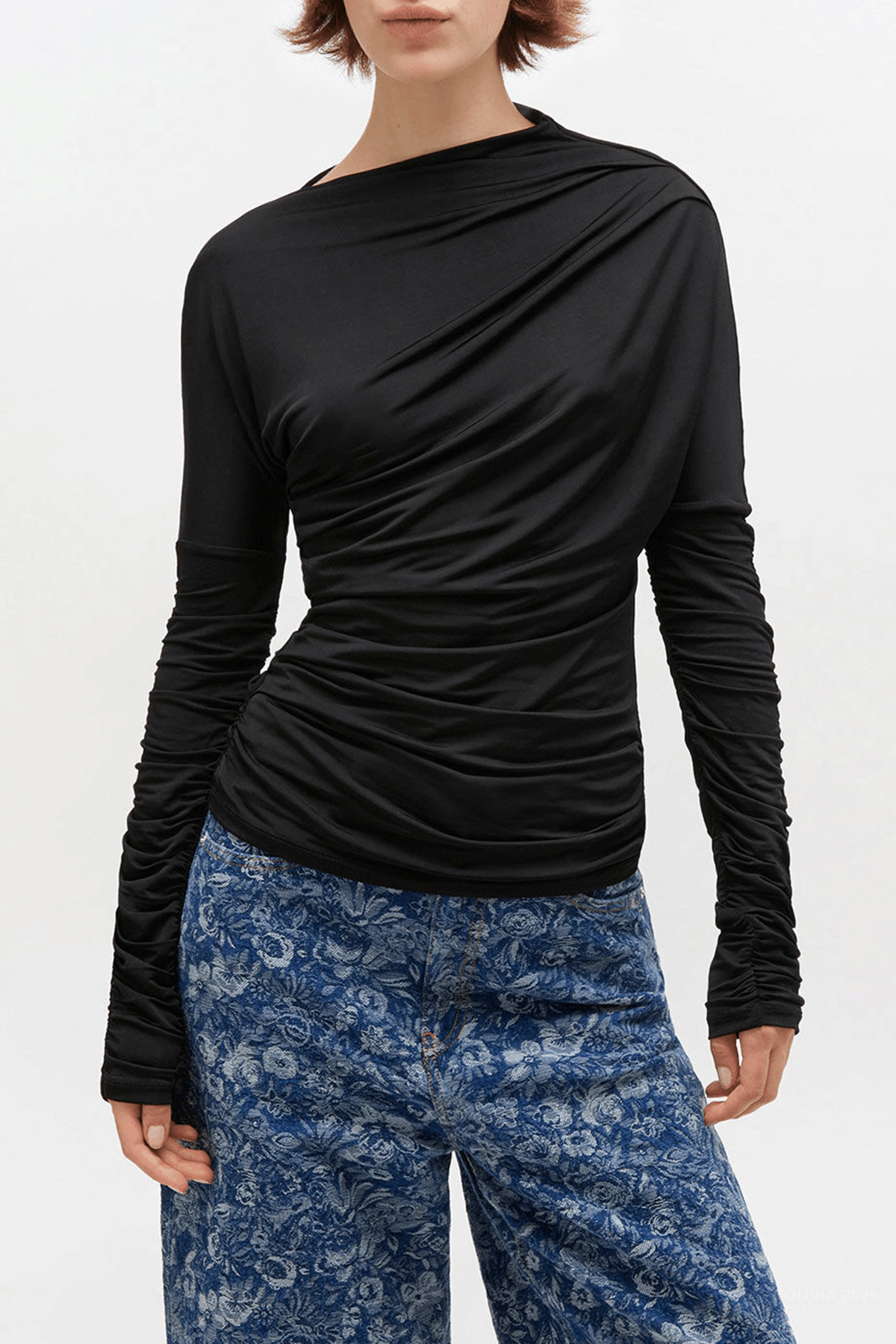 Long - Sleeve Ruched Top in Black - shop - olivia.com