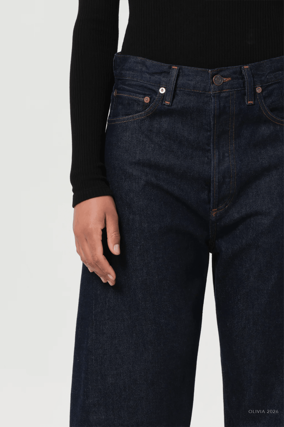 Luna High - Rise Pierced Taper (Weightless) in Rinse - shop - olivia.com