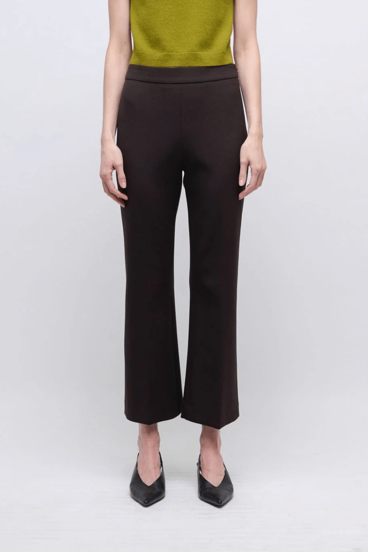 Mackenzie Straight - Leg Pant in Chocolate - shop - olivia.com