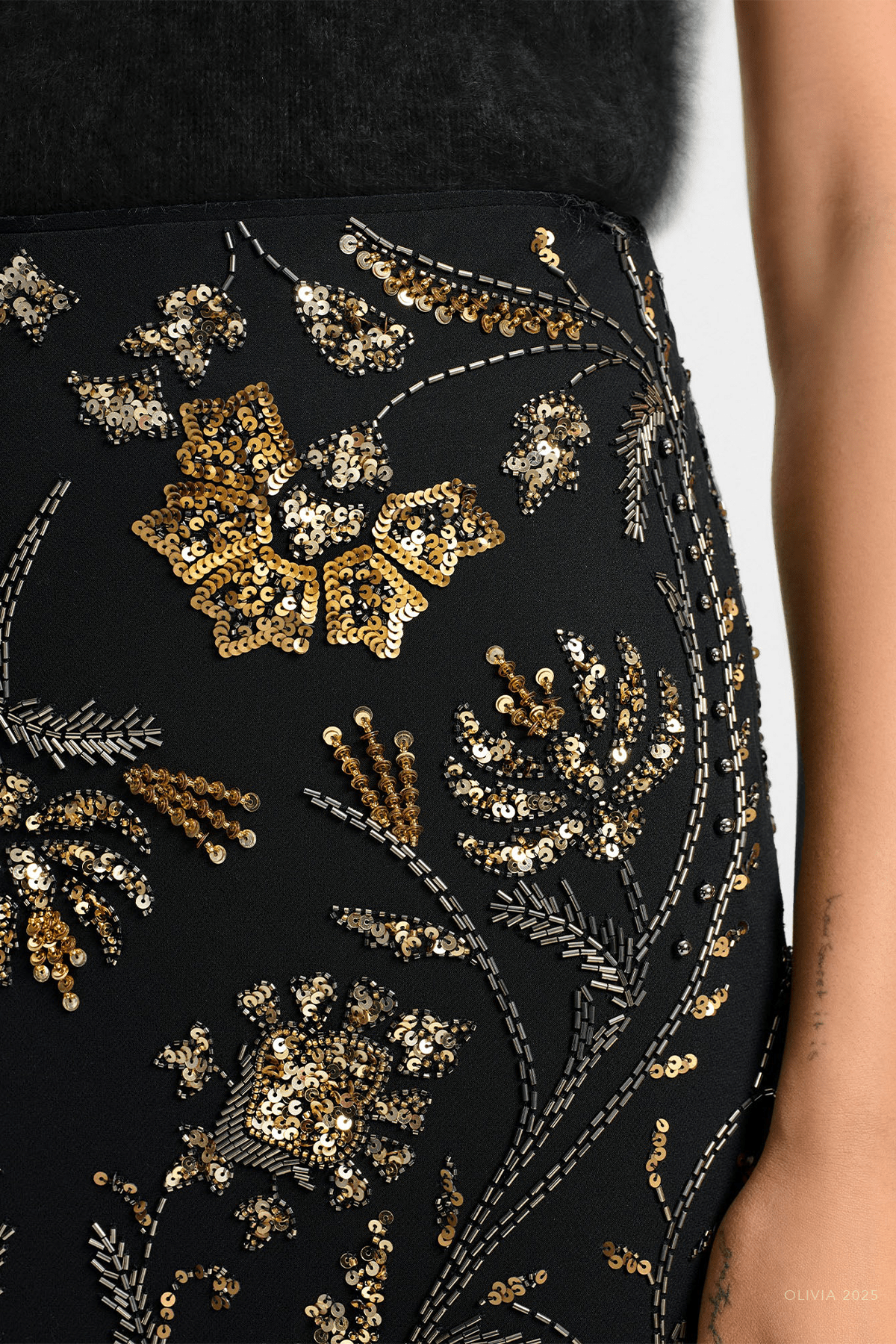 Medina Floral - Embellished Maxi Skirt in Black - shop - olivia.com