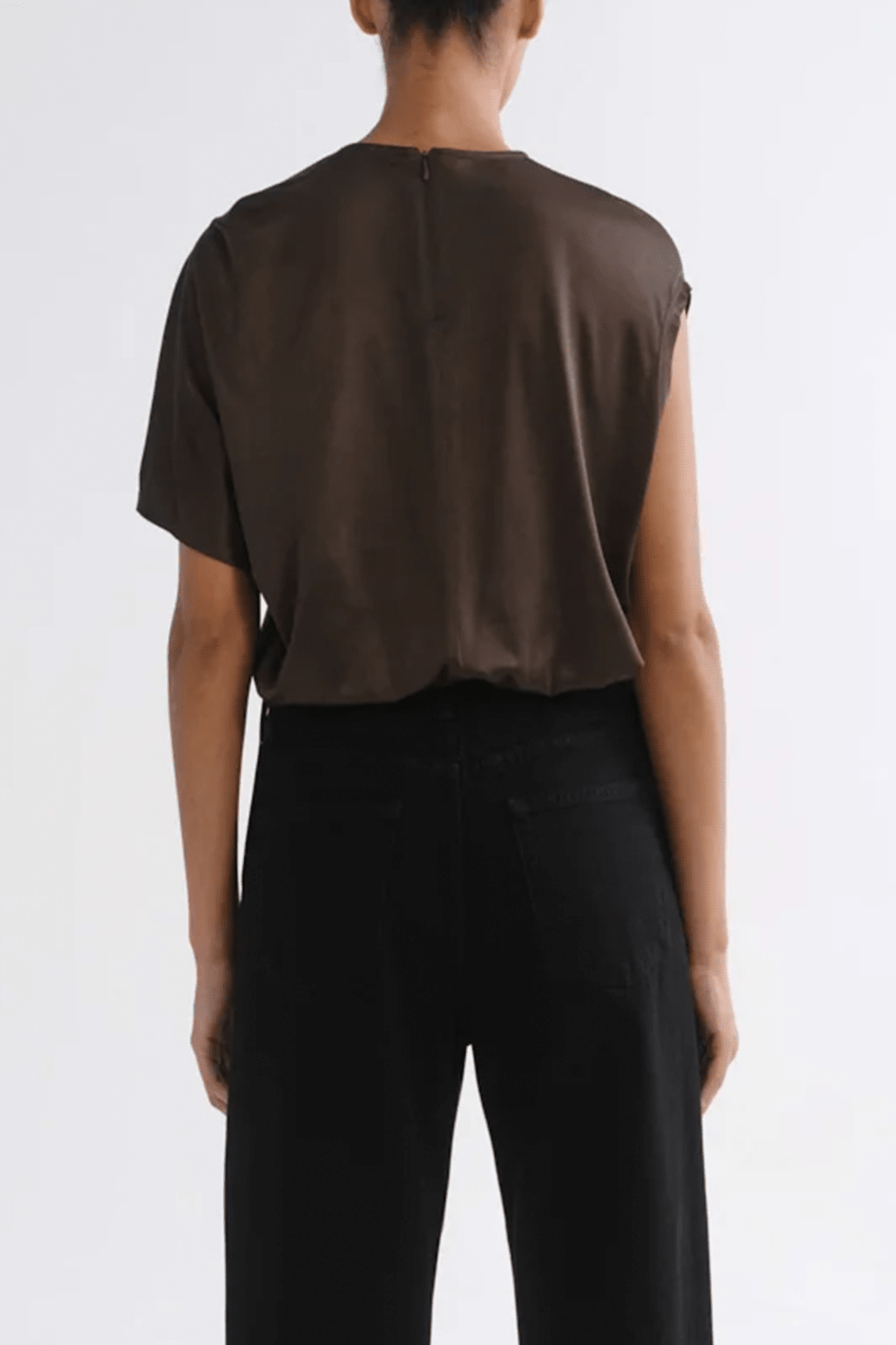 Milena Twist Tee in Bronze - shop-olivia.com