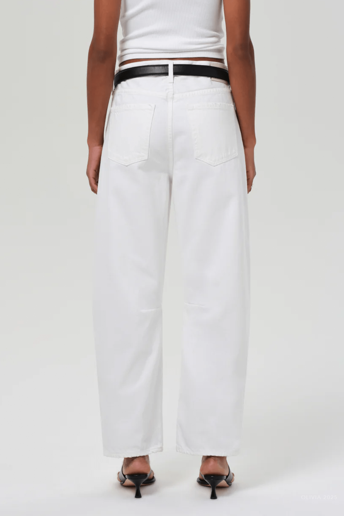 Miro Relaxed Jean in Soft White - shop - olivia.com