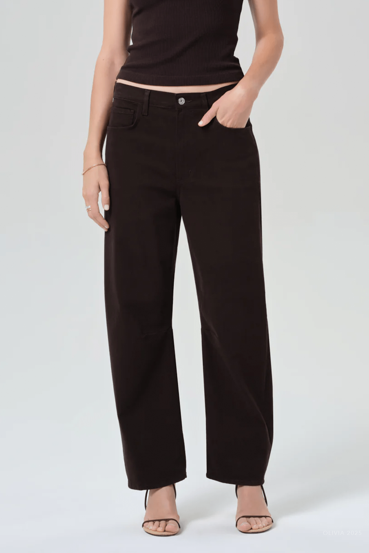 Miro Relaxed Pant in Barrister - shop - olivia.com