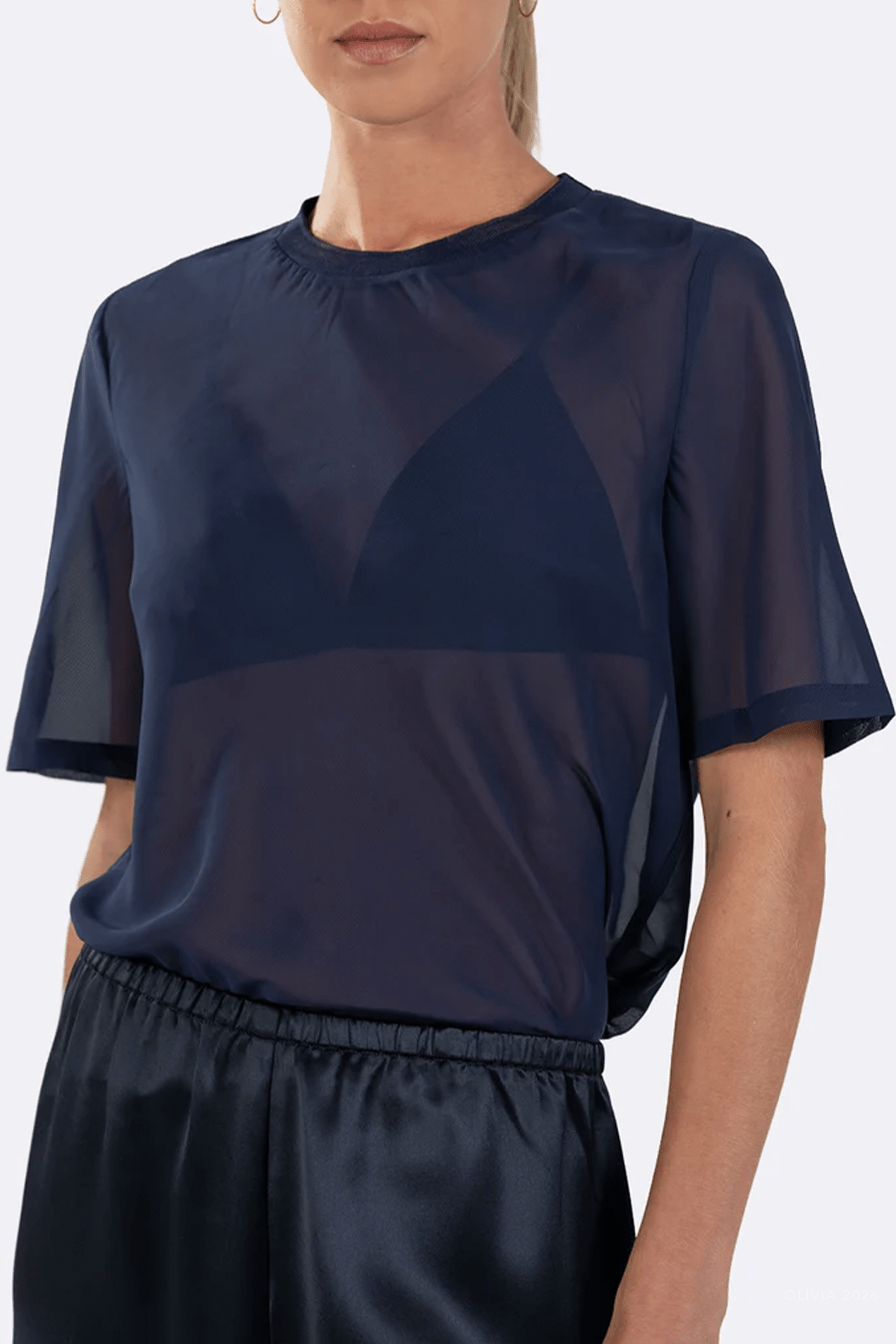 Naomi Tee in Navy - shop-olivia.com
