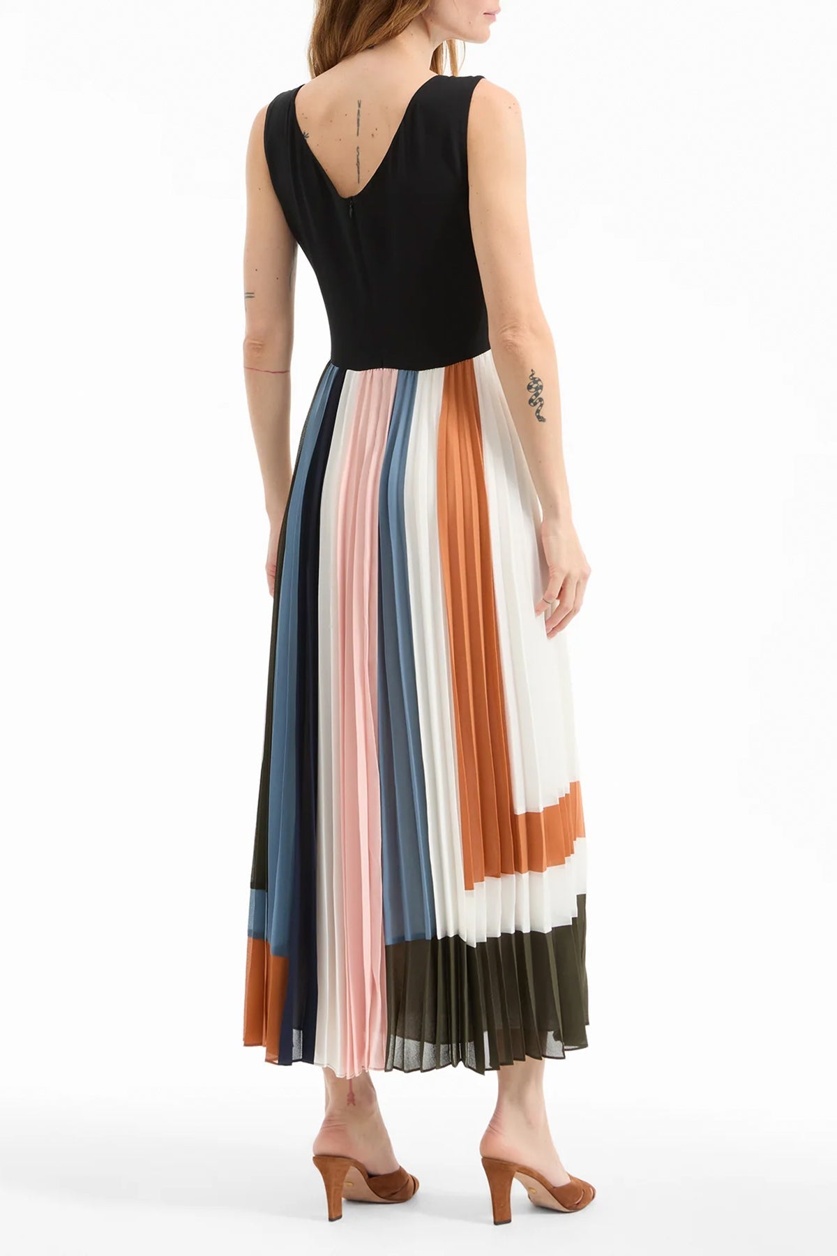 Nelly Pleated Maxi Dress in Dove Multi - shop - olivia.com