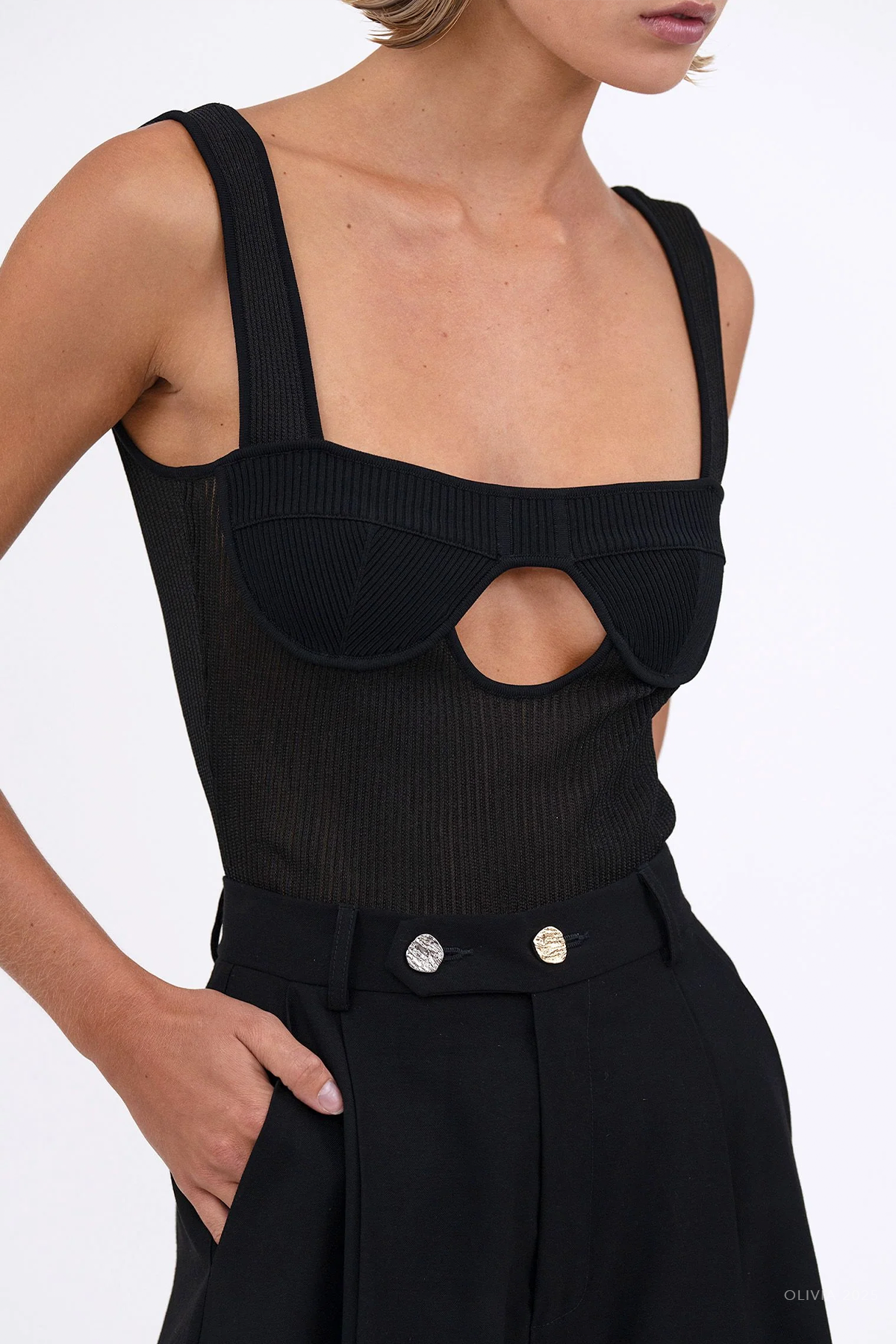 Carmen Tank Top in Black