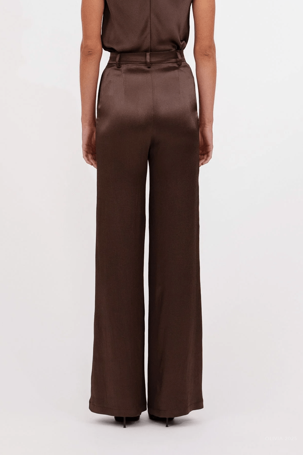 Pauline Straight - Leg Pant in Chocolate - shop - olivia.com