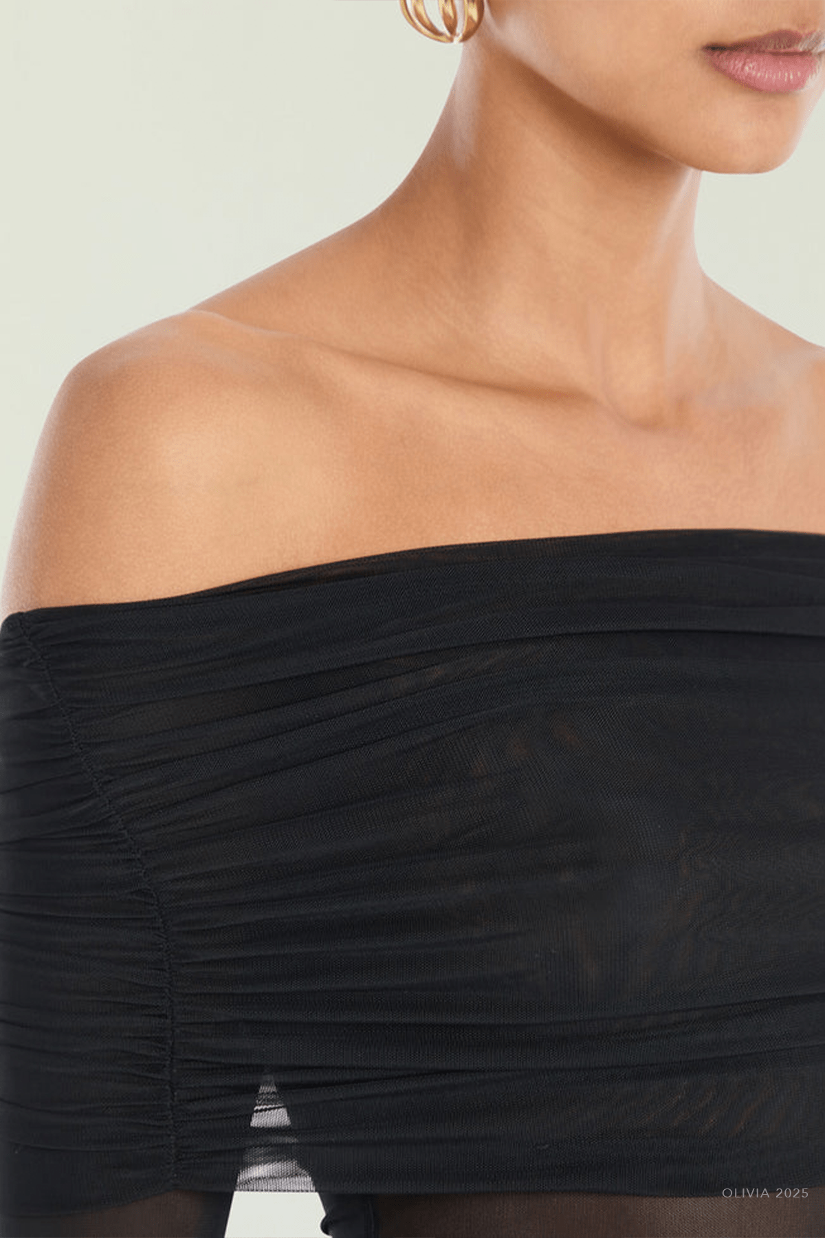 Rosa Top in Black - shop - olivia.com