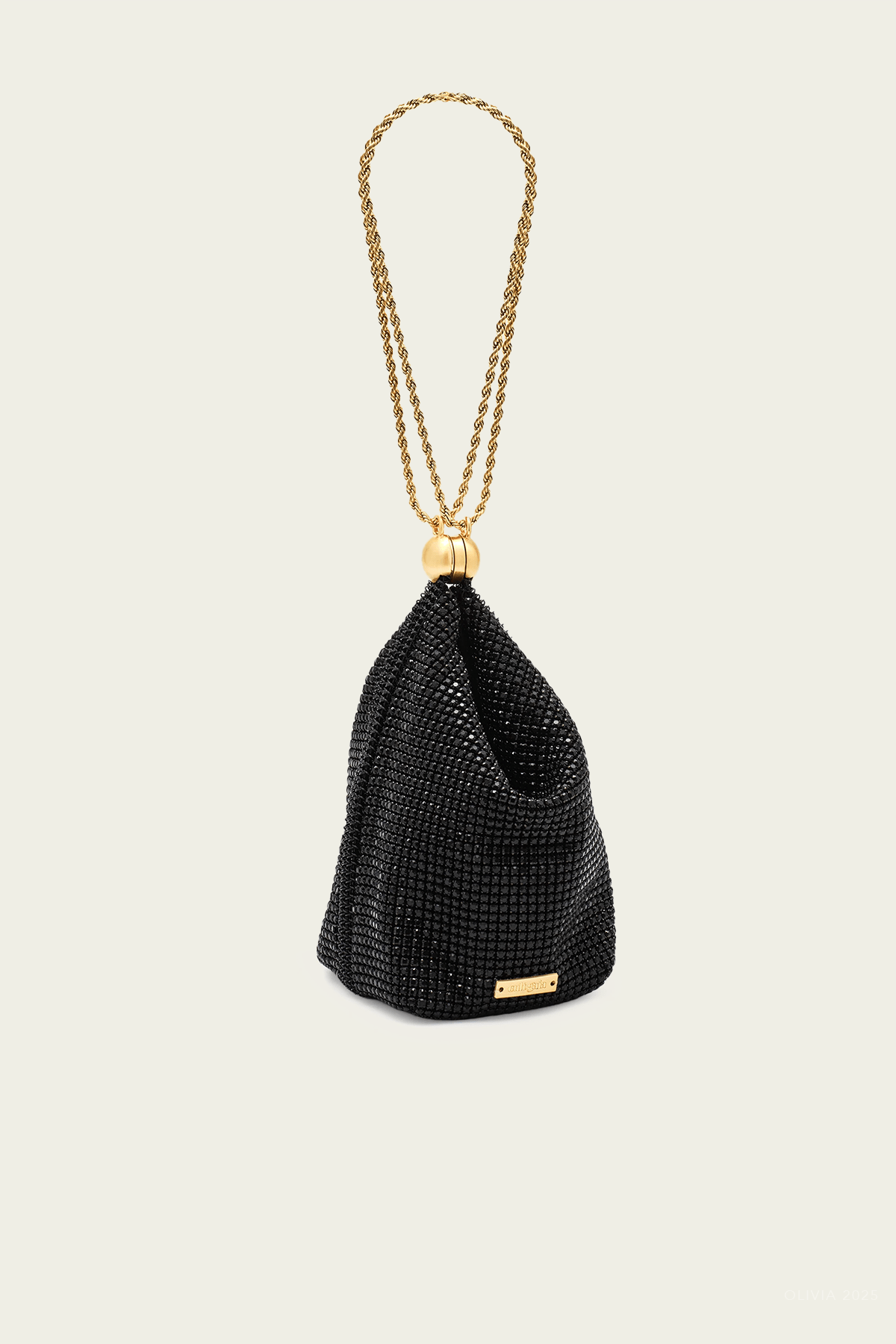 Rue Wristlet Bag in Black - shop - olivia.com