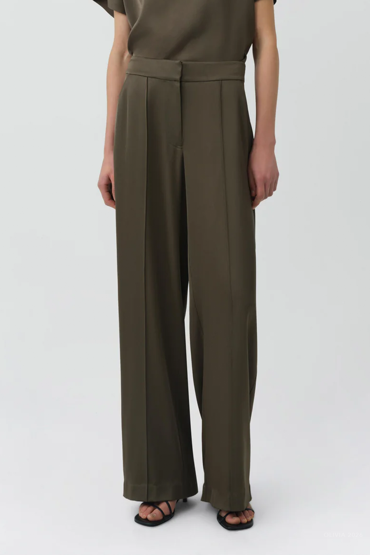 Kyra Wide Leg Satin Pant in Dark Olive
