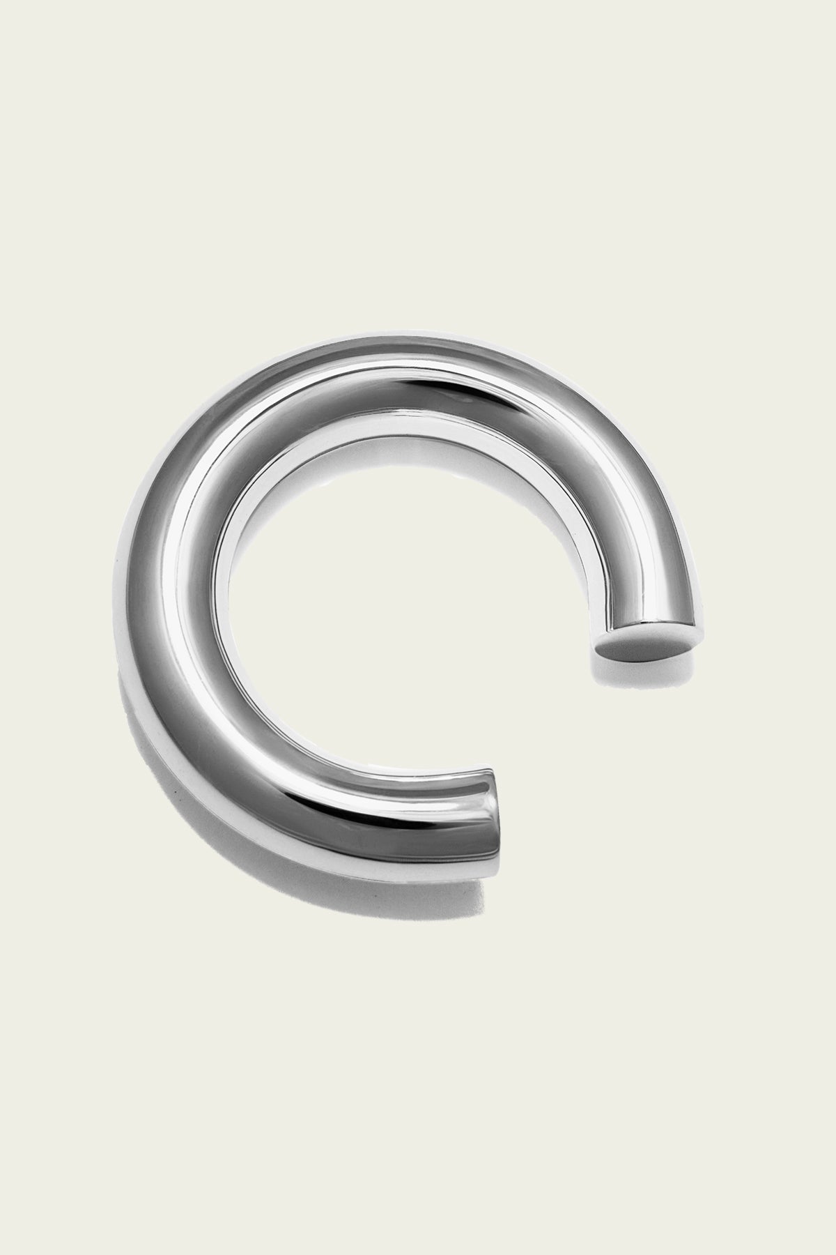 Swell Bangle in Silver - shop-olivia.com