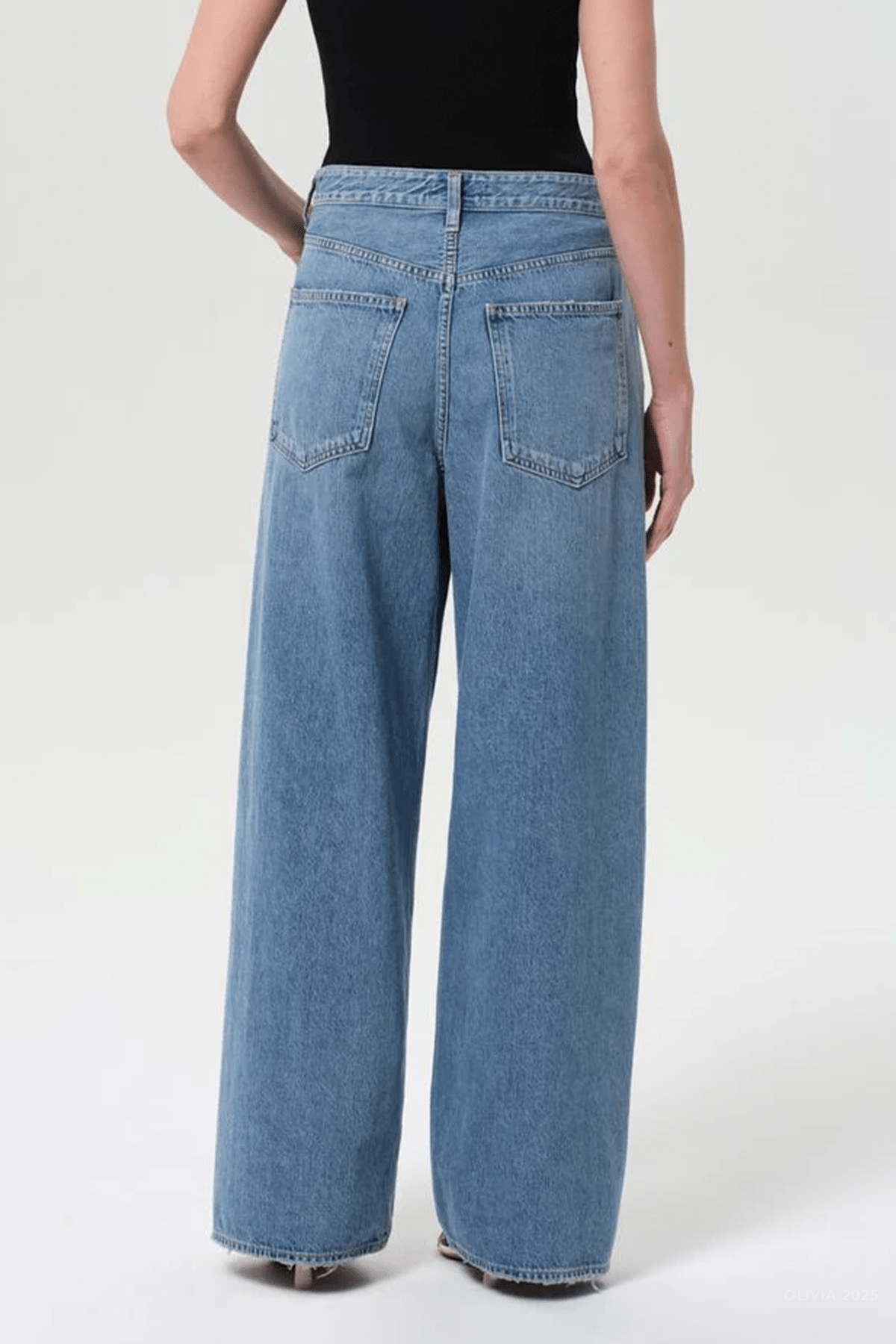 Vana Fold Jean Petite 28" in Mantra - shop - olivia.com