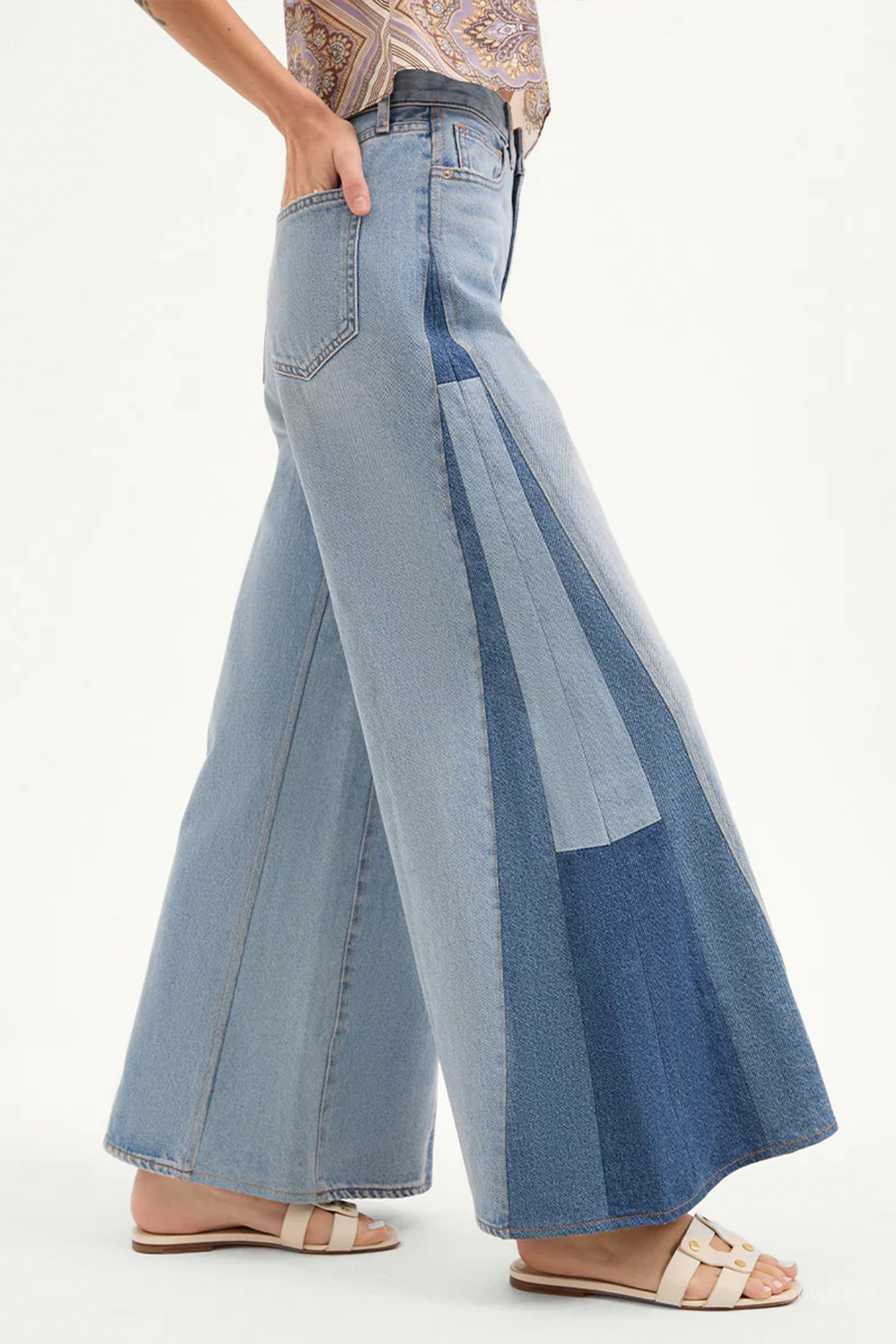 Vicki Patchwork Wide-Leg Jean in Wanderer Undone