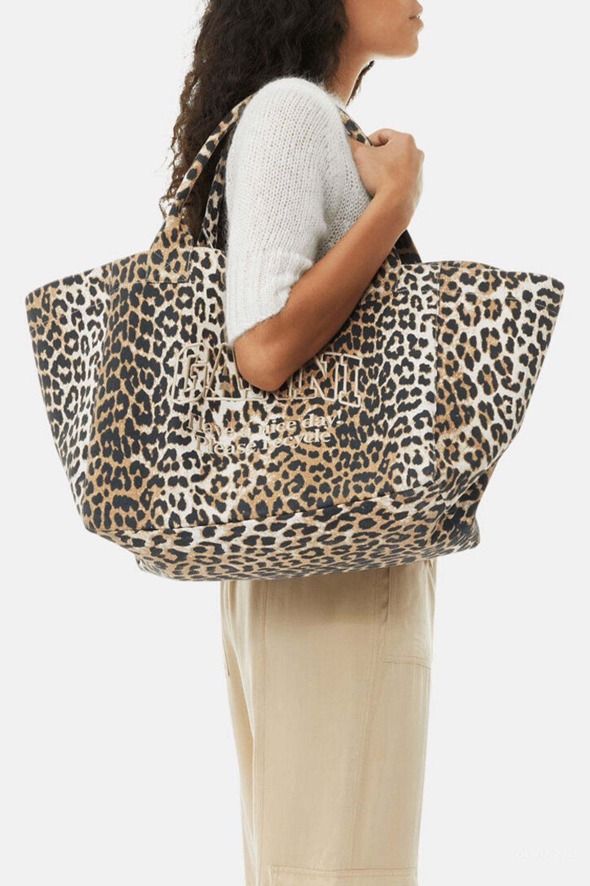 XXL Shopper Tote in Leopard - shop - olivia.com