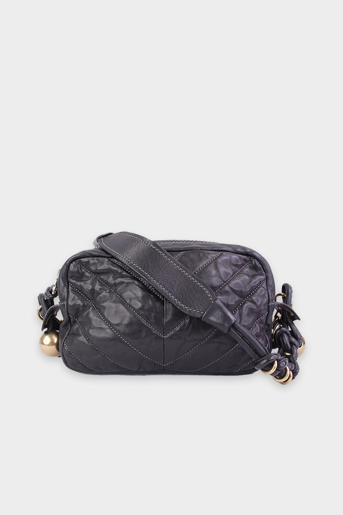 Chloe Black Leather Shoulder Handbag with Gold Details - shop-olivia.com