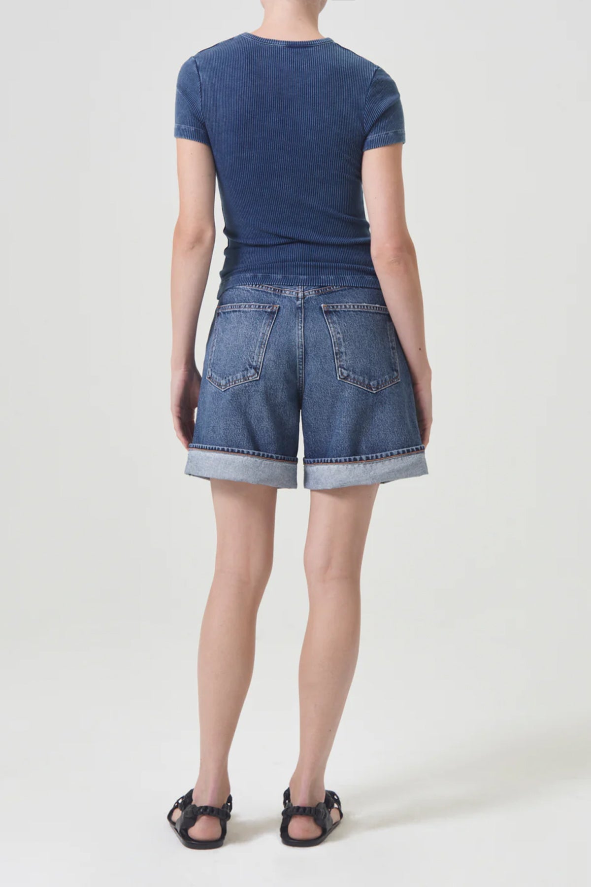 Dame Short in Control - shop-olivia.com