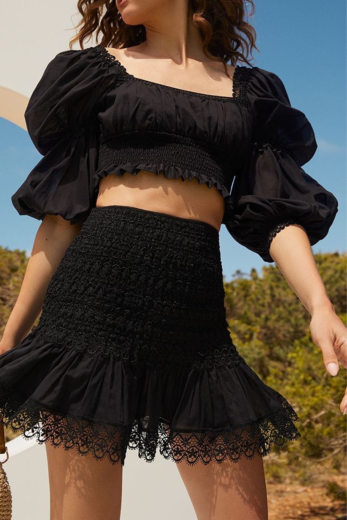 Daphne Top in Black - shop-olivia.com