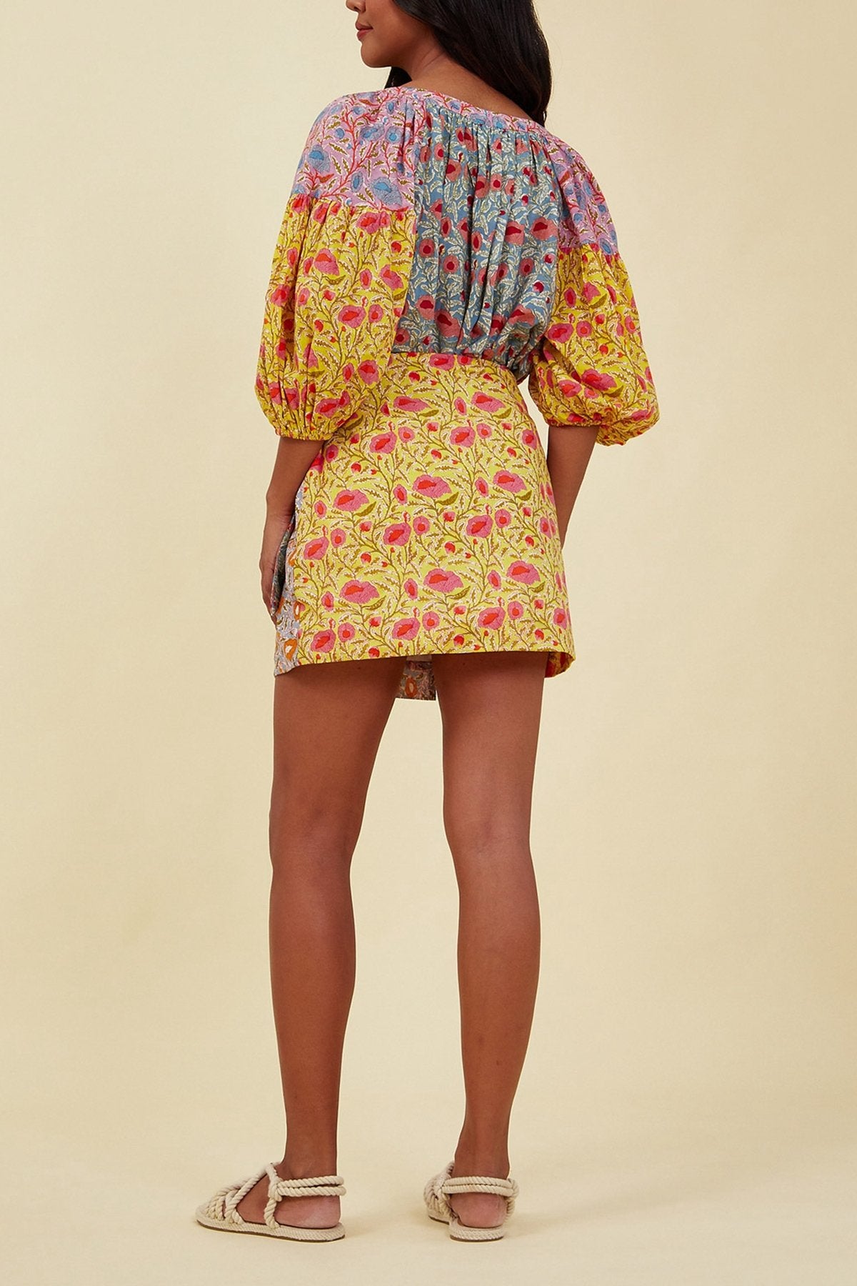 Dellilah Top in Multicolor - shop-olivia.com