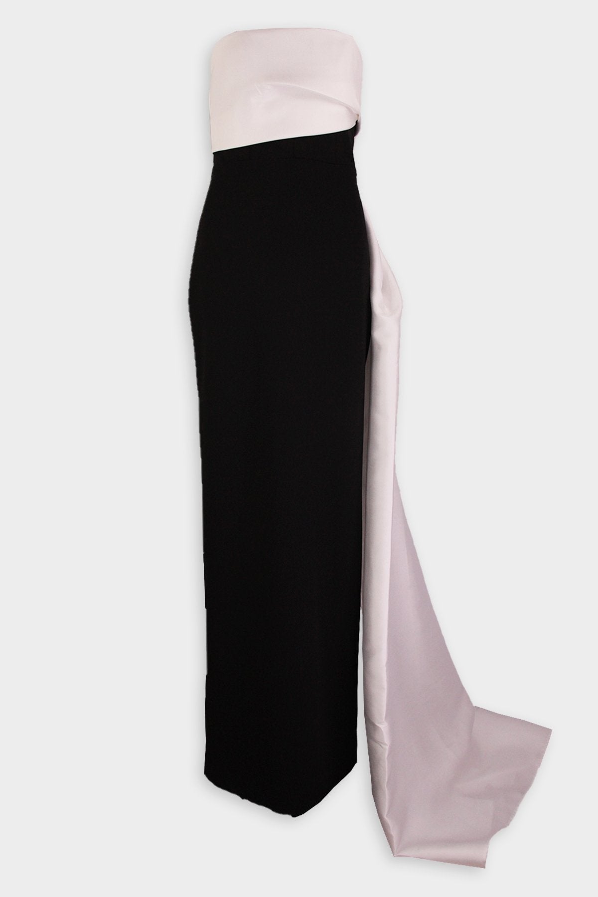 Kinsley Maxi Dress in Cream/Black - shop-olivia.com