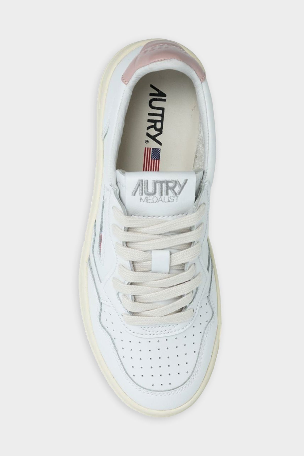Medalist Low Leather Sneaker in White Pink - shop-olivia.com