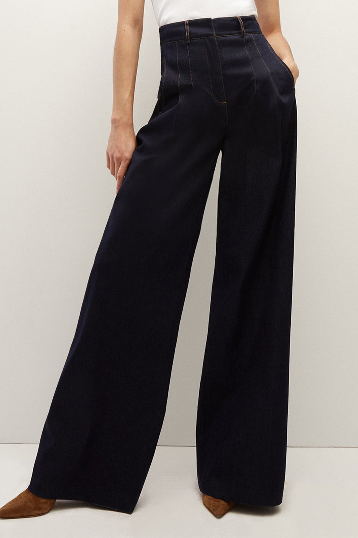 Rennert Denim Pant in Dark Oxford - shop-olivia.com