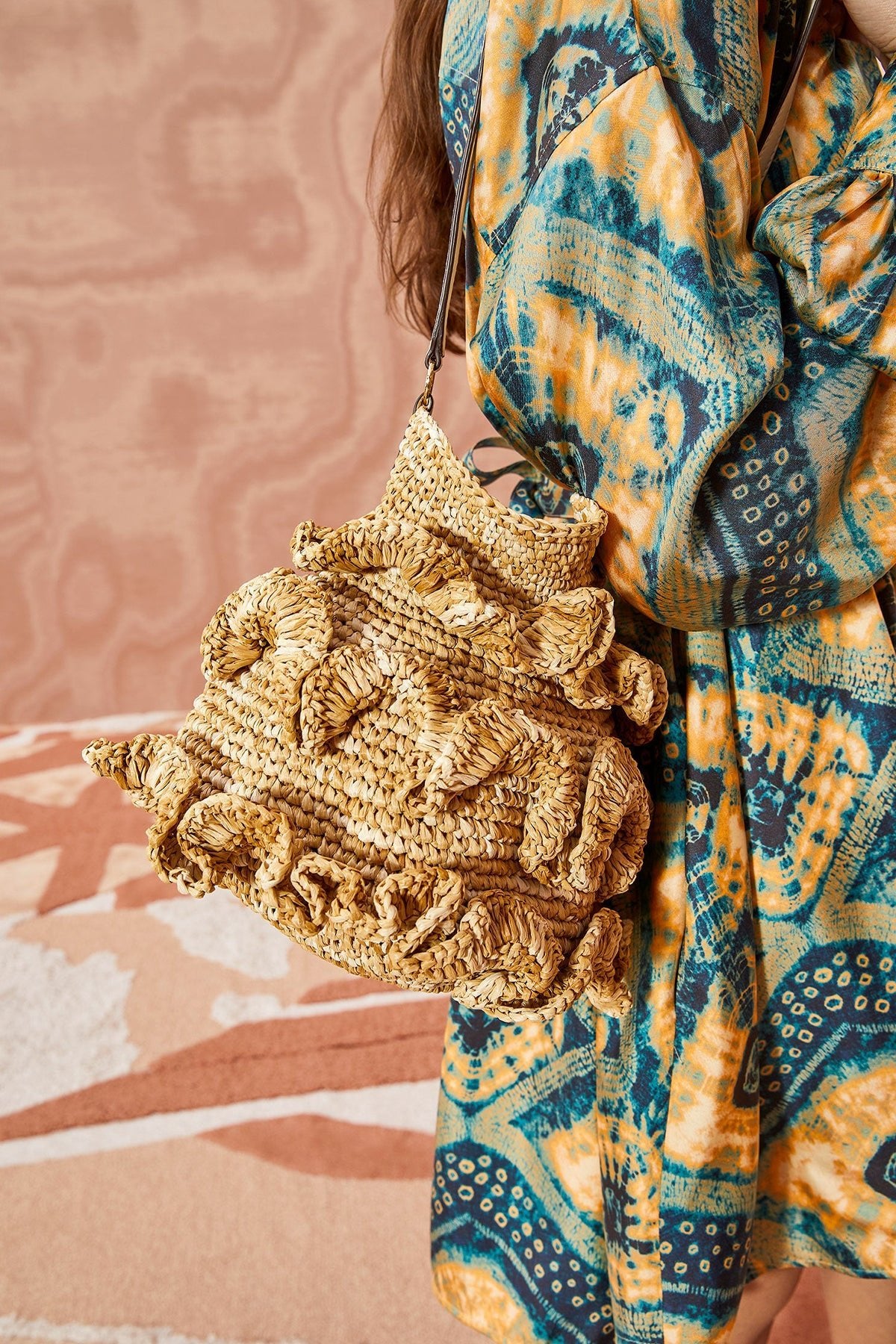 Ruffled Tulip Basket in Natural - shop-olivia.com