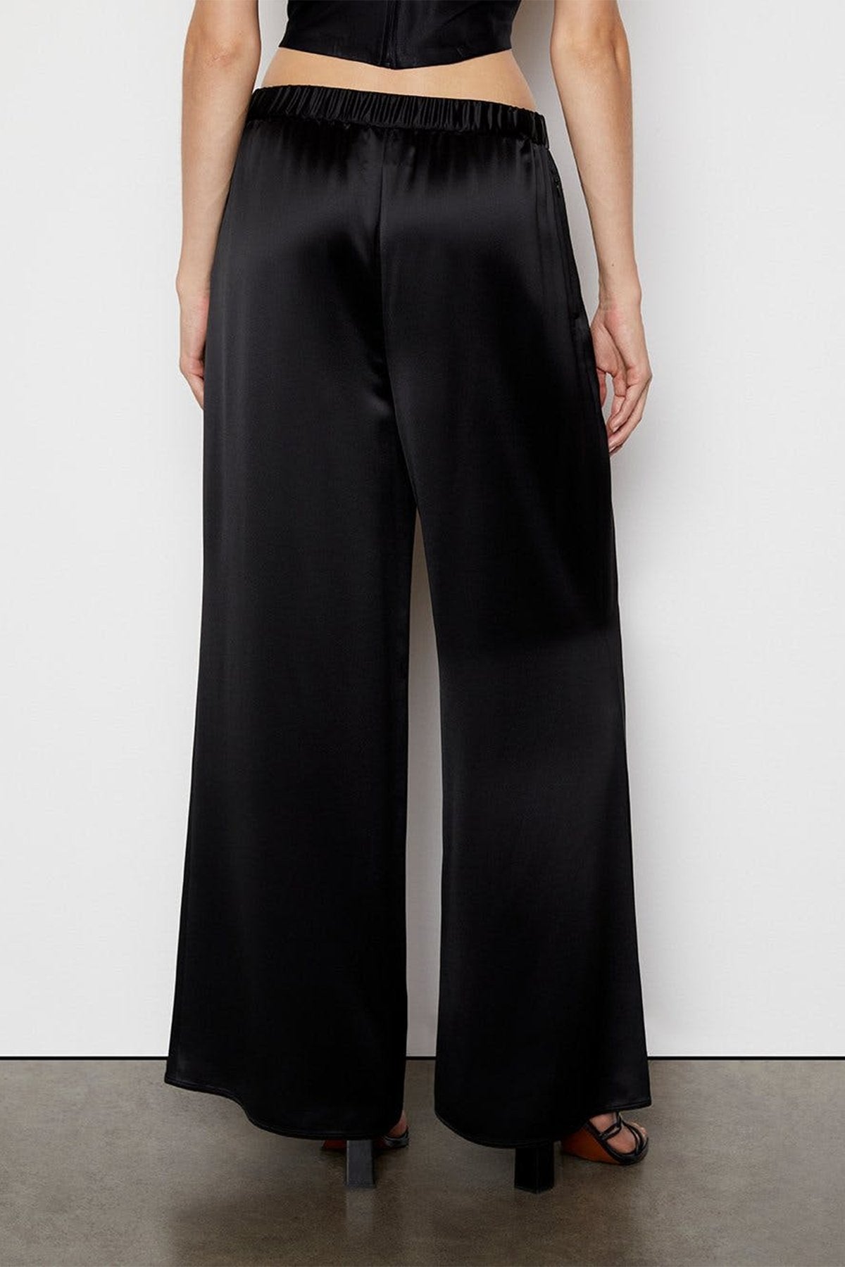 Satin PJ Pant in Noir - shop-olivia.com