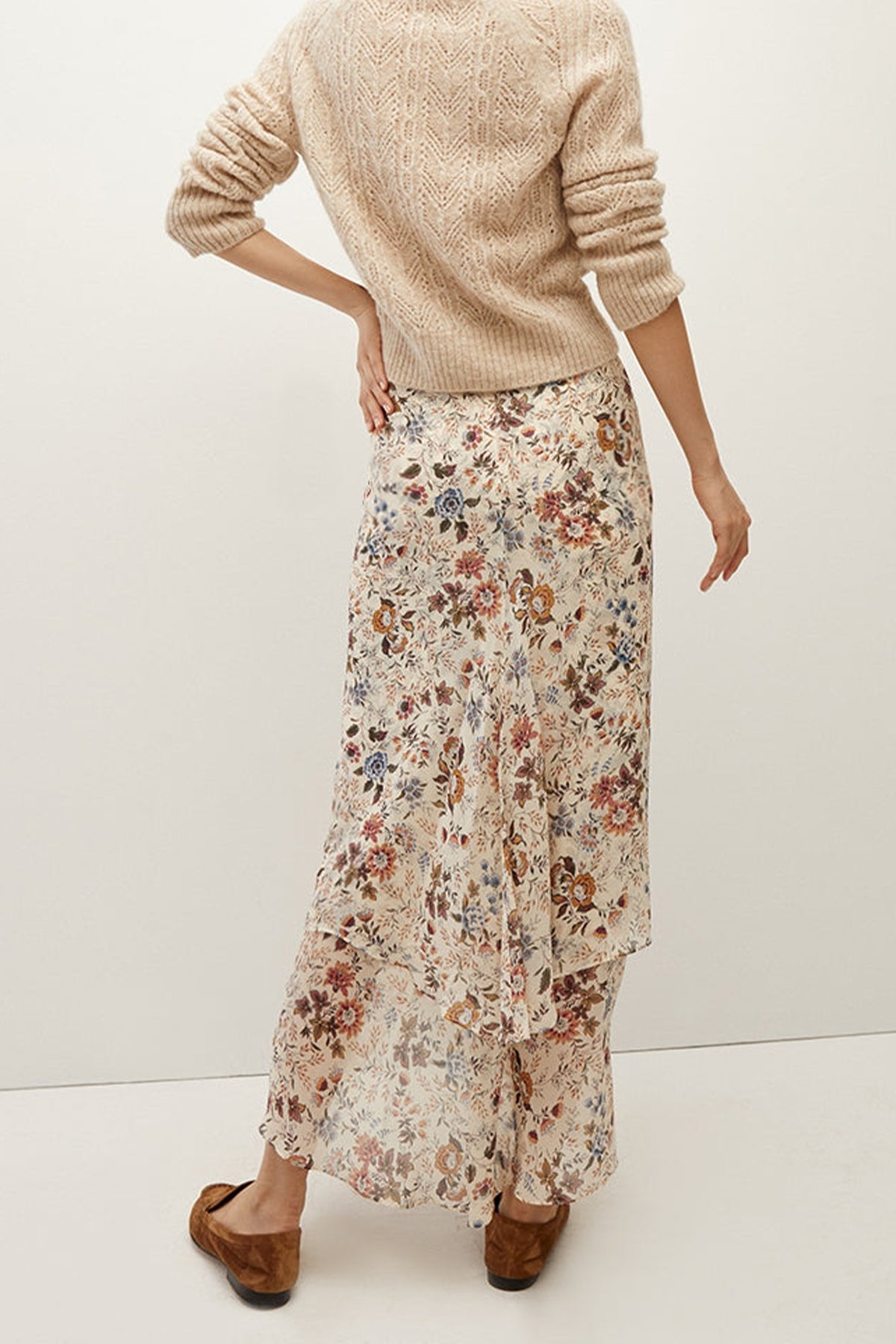 Sira Floral Silk-Georgette Skirt in Ecru Multi - shop-olivia.com