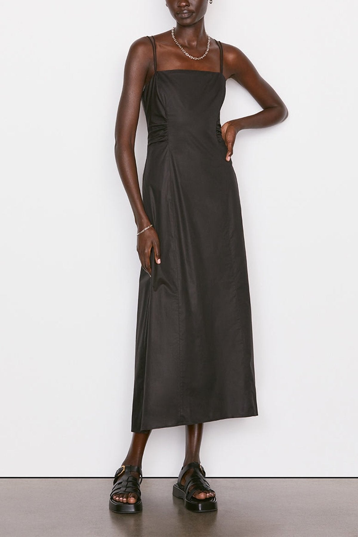 Tie Back Midi Dress in Noir - shop-olivia.com