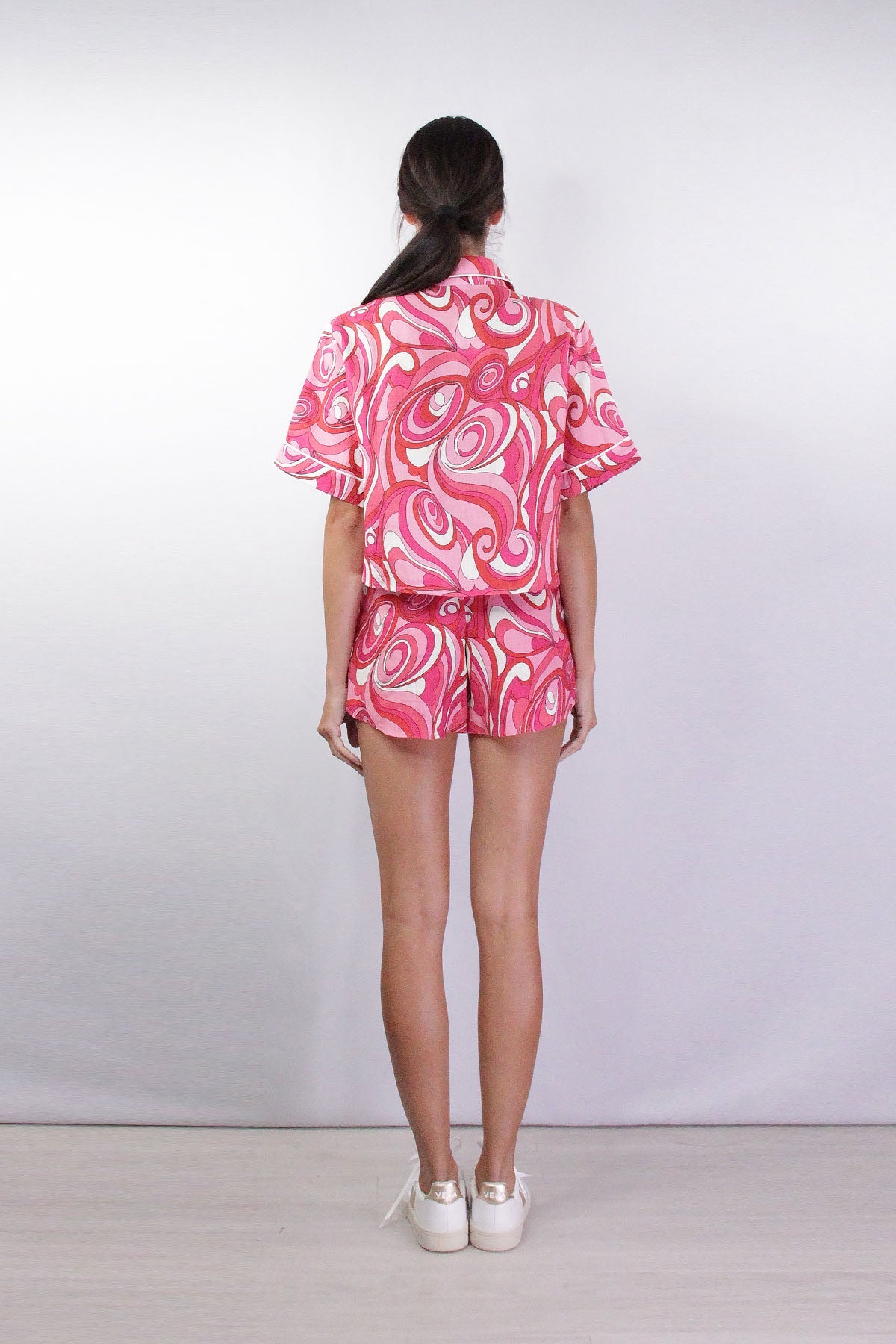 Whimsy Retro Short in Wavy - shop-olivia.com